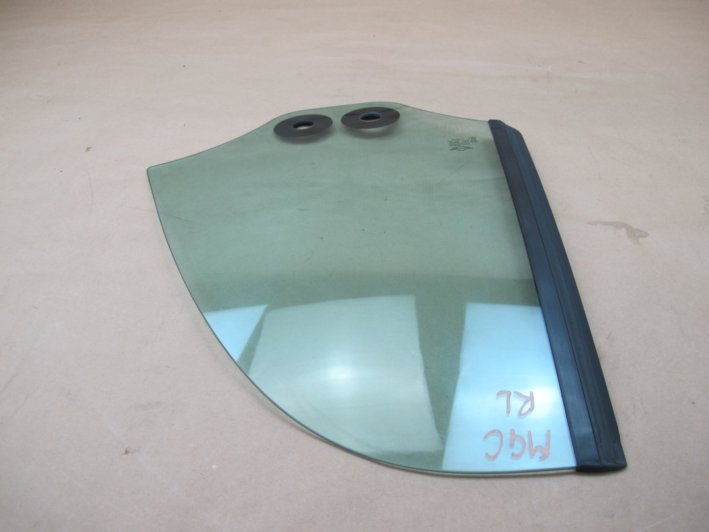 05-08 MINI COOPER R52 CONVERTIBLE REAR LEFT QUARTER WINDOW GLASS OEM