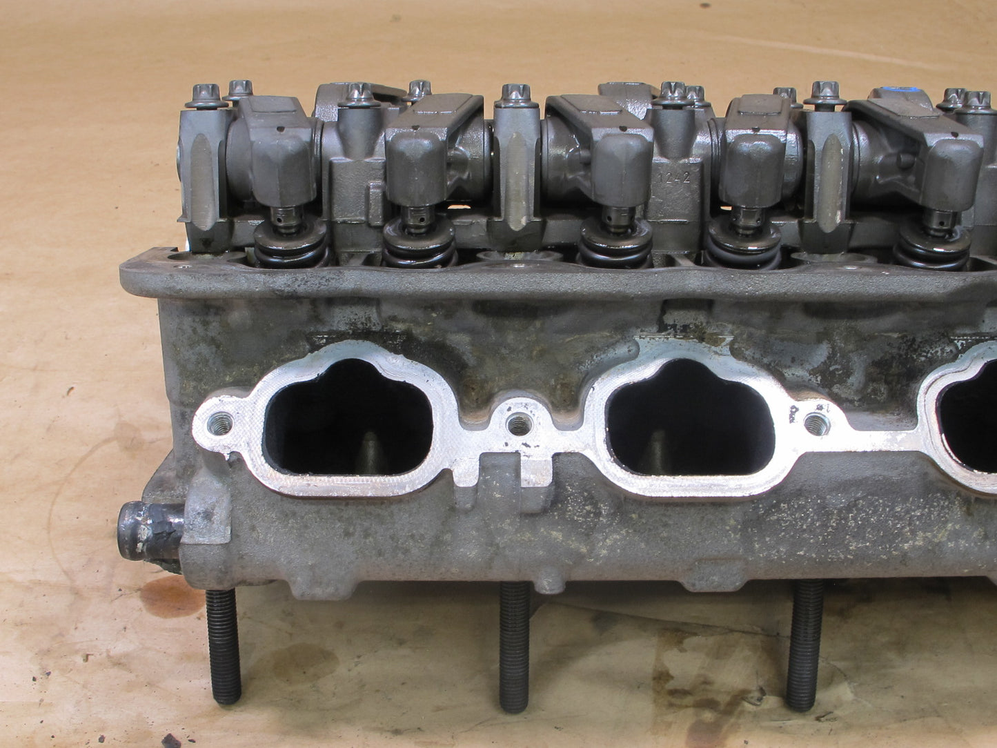 04-08 CHRYSLER CROSSFIRE 3.2L ENGINE LEFT CYLINDER HEAD 1120161201 OEM