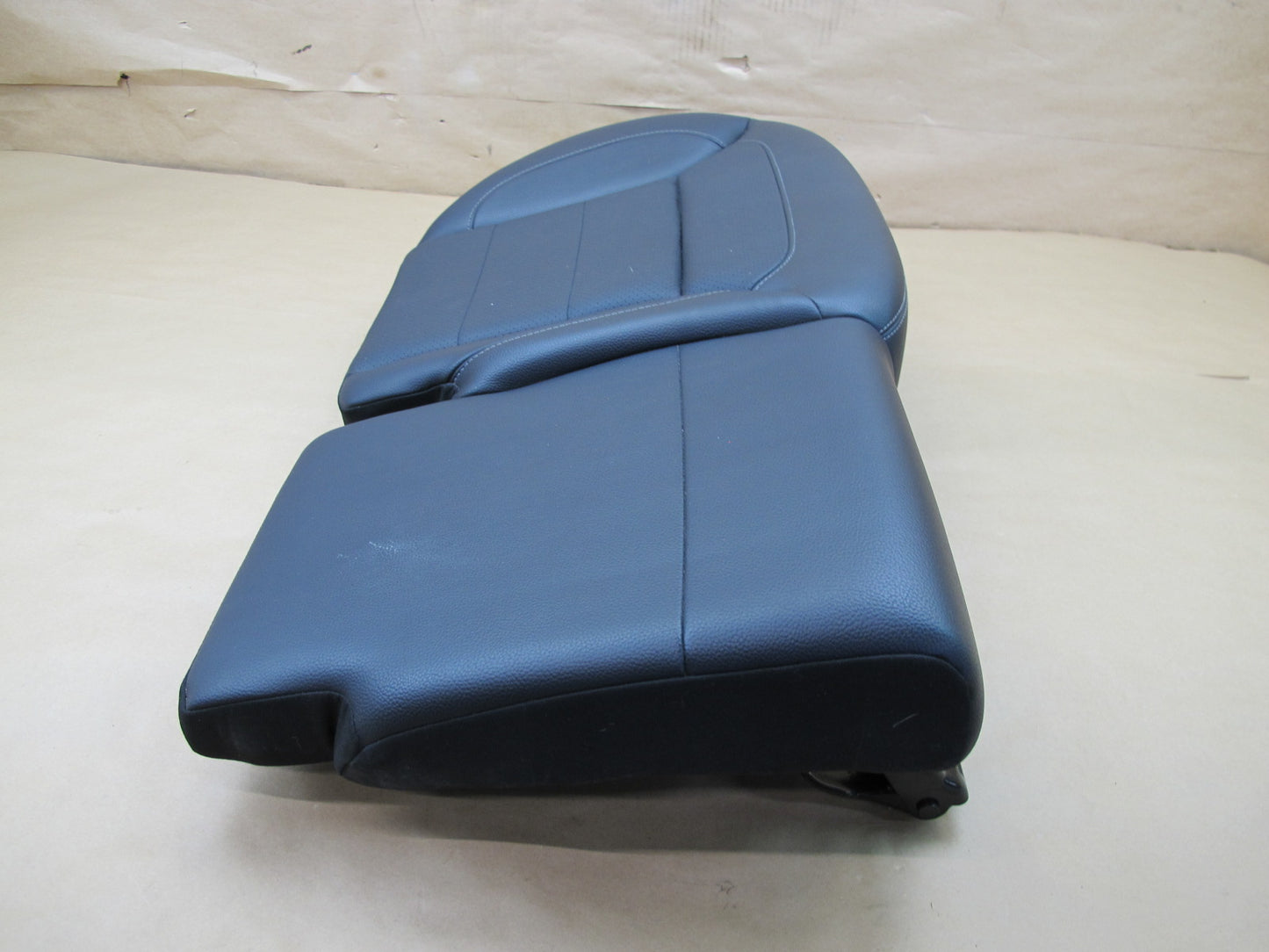 12-15 MERCEDES W166 ML-CLASS 2ND ROW REAR LEFT SEAT LOWER CUSHION BLACK OEM