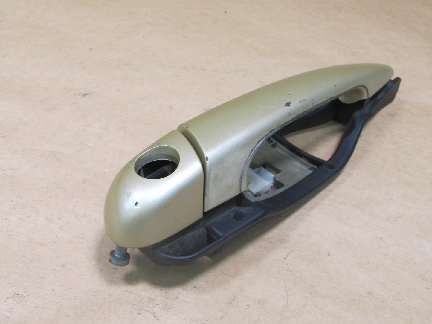 01-06 BMW E46 3-SERIES COUPE CONVERTIBLE LEFT DOOR EXTERIOR HANDLE OEM