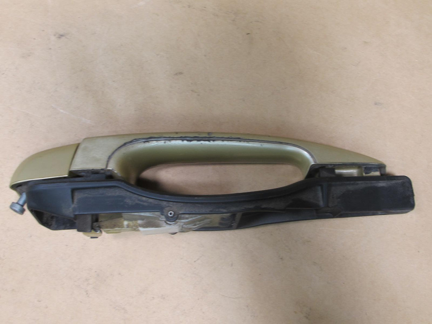 01-06 BMW E46 3-SERIES COUPE CONVERTIBLE LEFT DOOR EXTERIOR HANDLE OEM