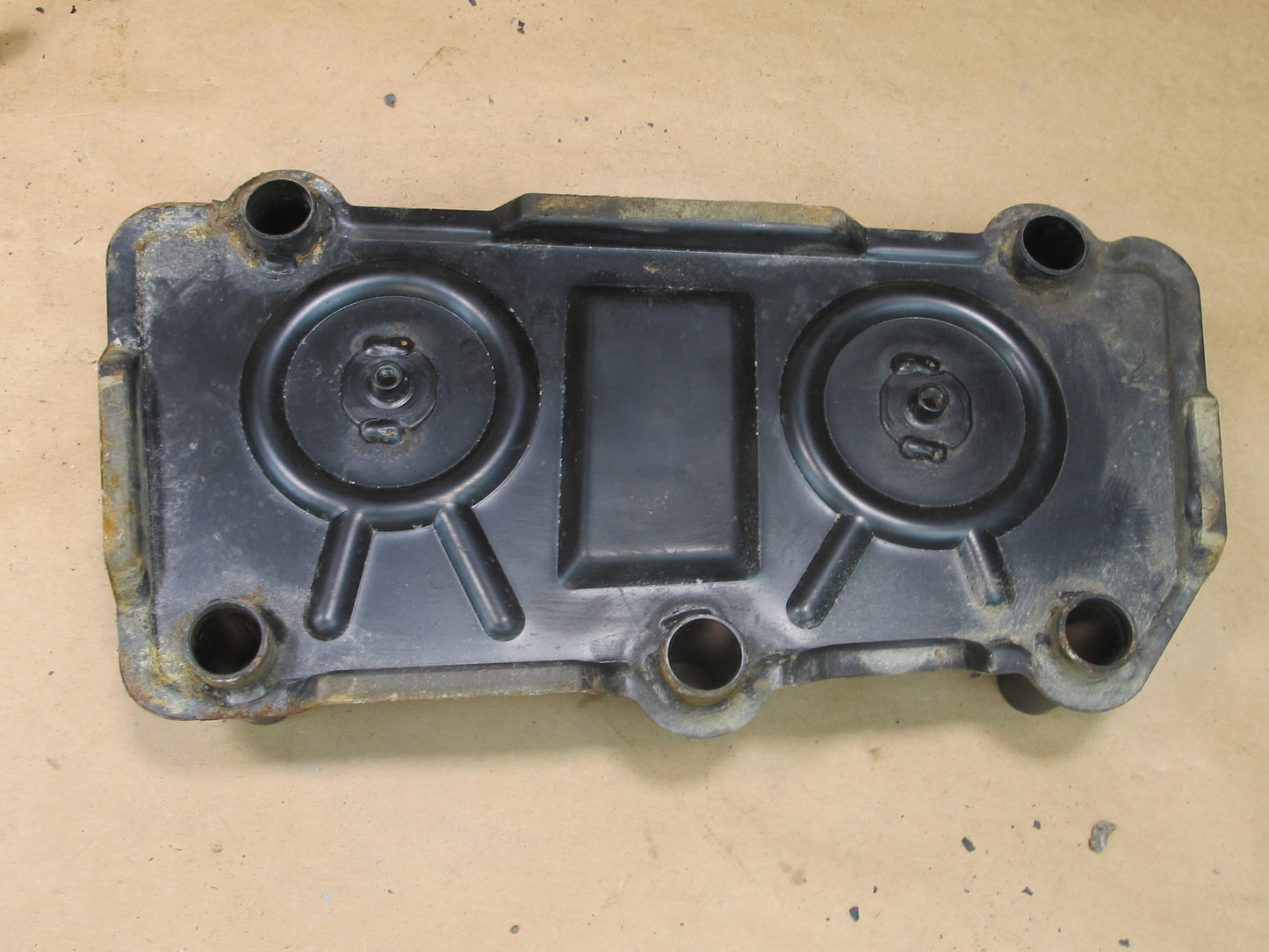 01-06 BMW E46 CONVERTIBLE BATTERY TRAY VIBRATION ABSORBER BRACKET ASSEMBLY OEM