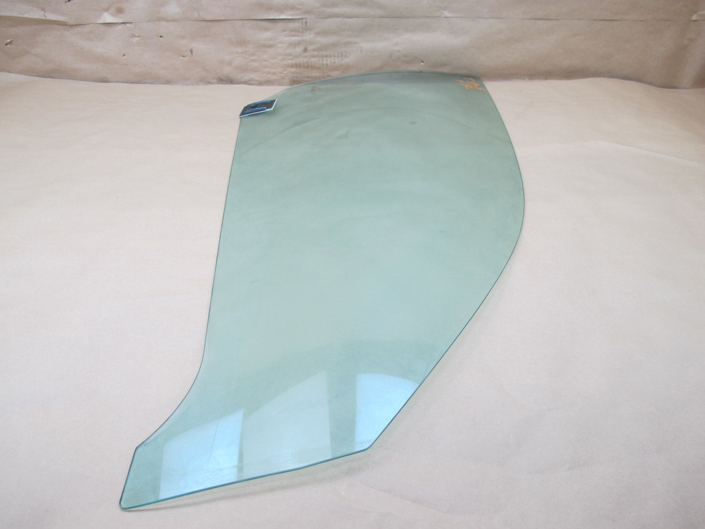 01-06 BMW E46 COUPE CONVERTIBLE RIGHT DOOR GLASS WINDOW OEM