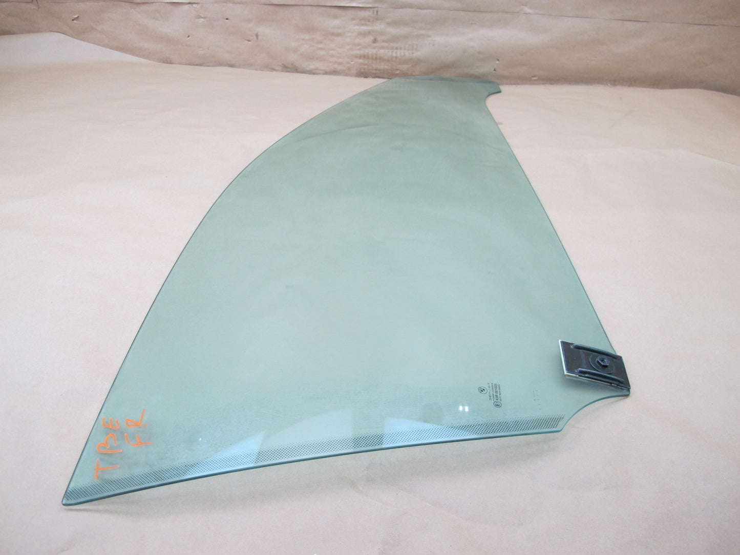 01-06 BMW E46 COUPE CONVERTIBLE RIGHT DOOR GLASS WINDOW OEM