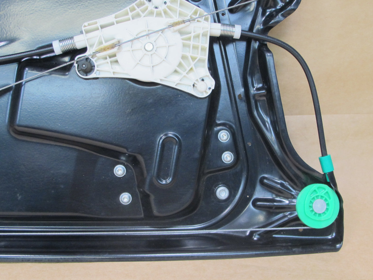 2010-2013 RANGE ROVER SPORT L320 FRONT LEFT WINDOW REGULATOR W MOTOR