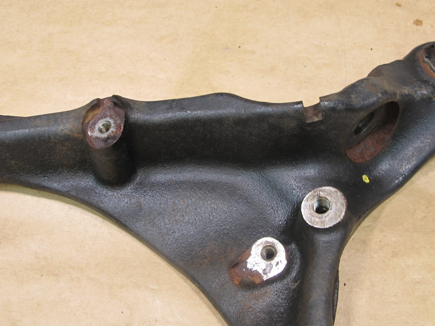 2010-2013 RANGE ROVER SPORT L320 FRONT RIGHT UPPER CONTROL ARM