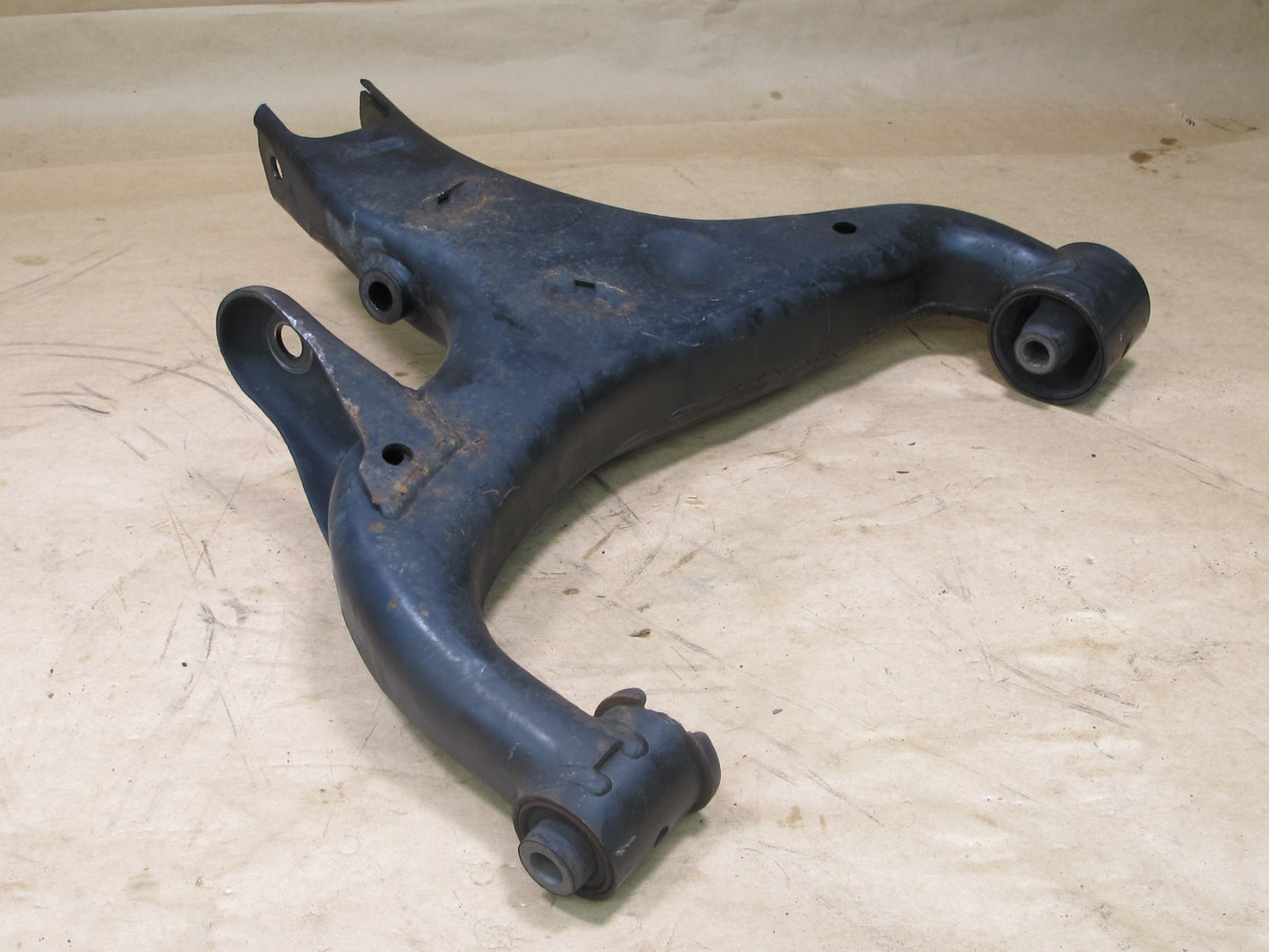 2010-2013 RANGE ROVER SPORT L320 REAR RIGHT LOWER CONTROL ARM