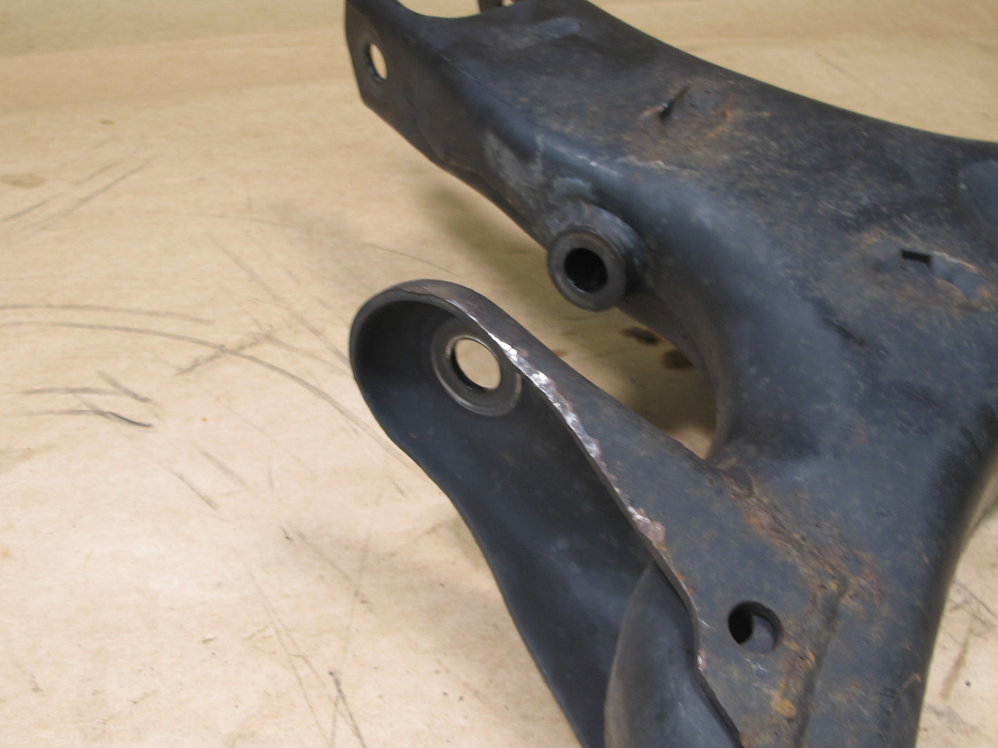 2010-2013 RANGE ROVER SPORT L320 REAR RIGHT LOWER CONTROL ARM