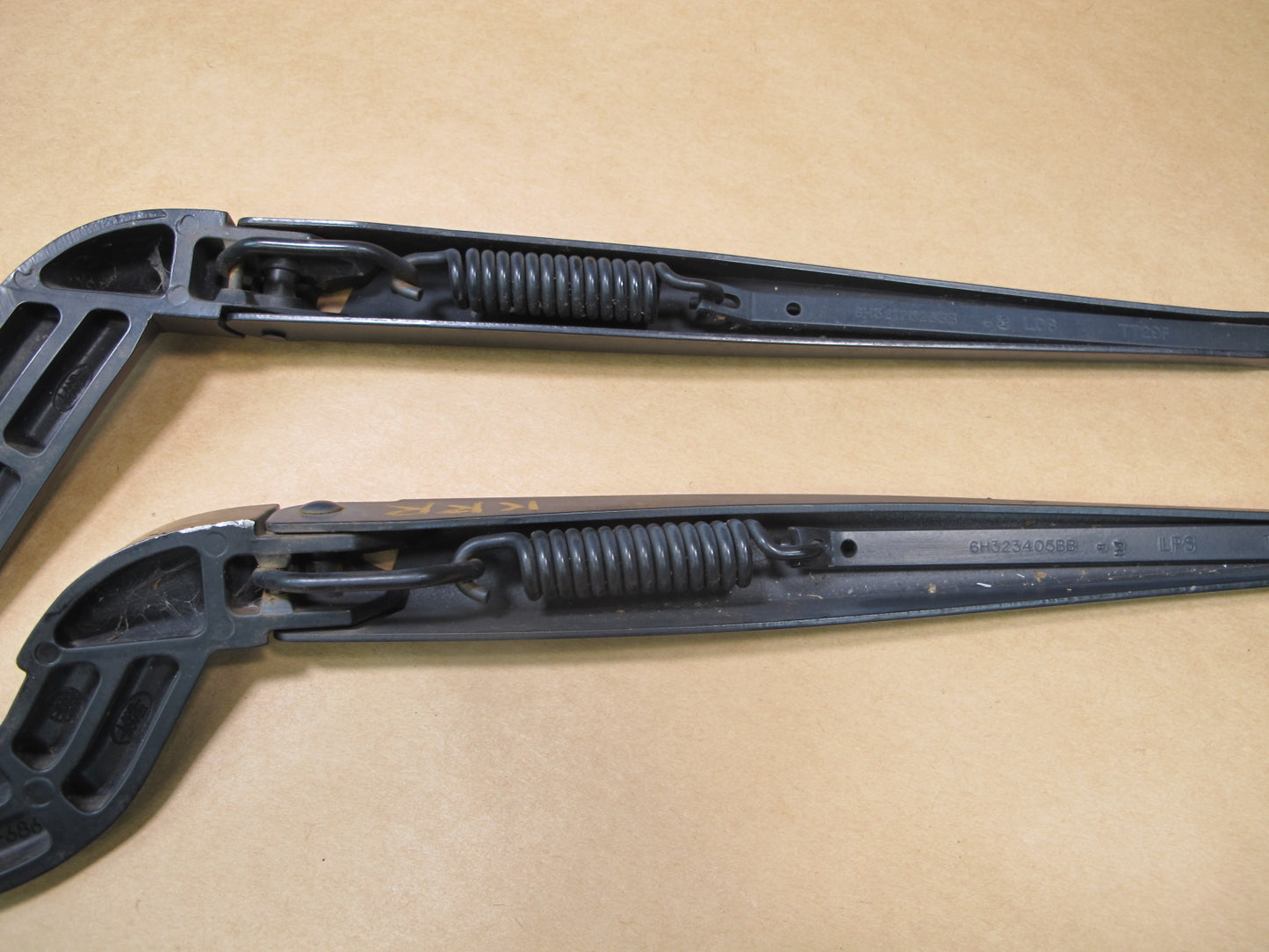 2010-2013 RANGE ROVER SPORT L320 FRONT LEFT & RIGHT WIPER ARM SET OF 2