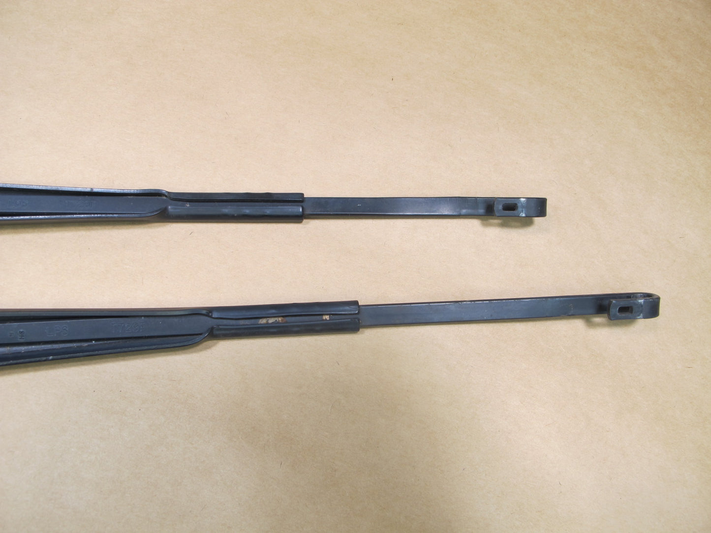 2010-2013 RANGE ROVER SPORT L320 FRONT LEFT & RIGHT WIPER ARM SET OF 2