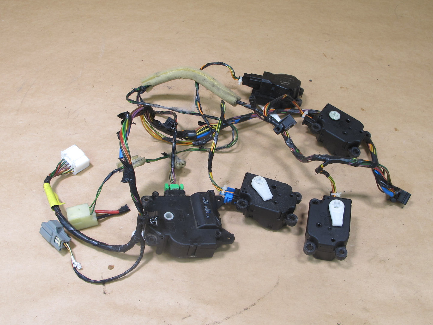 2010-2013 RANGE ROVER SPORT L320 A/C HEATER ACTUATOR MOTOR WIRING SET