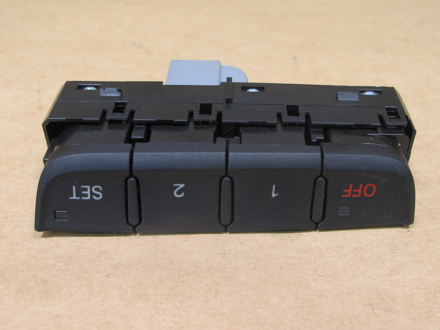 09-16 AUDI B8 A4 S4 FRONT LEFT SEAT ADJUSTMENT MEMORY SWITCH 8K0959769 OEM