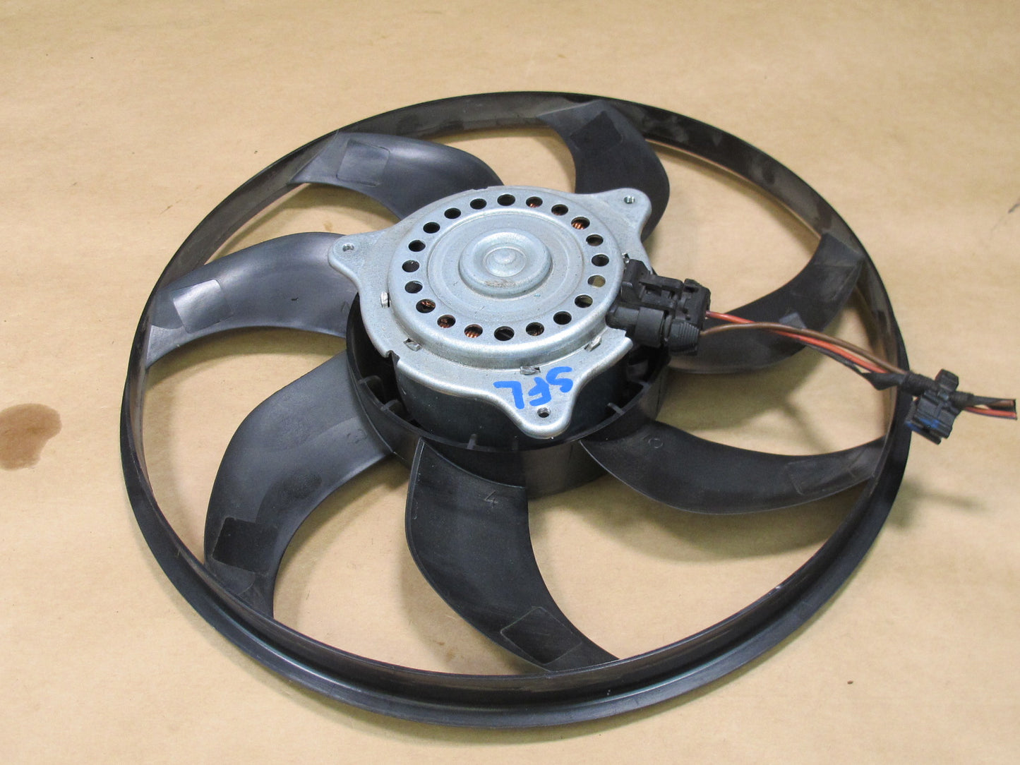 08-15 SMART FORTWO W451 ENGINE COOLING FAN MOTOR W BLADE OEM