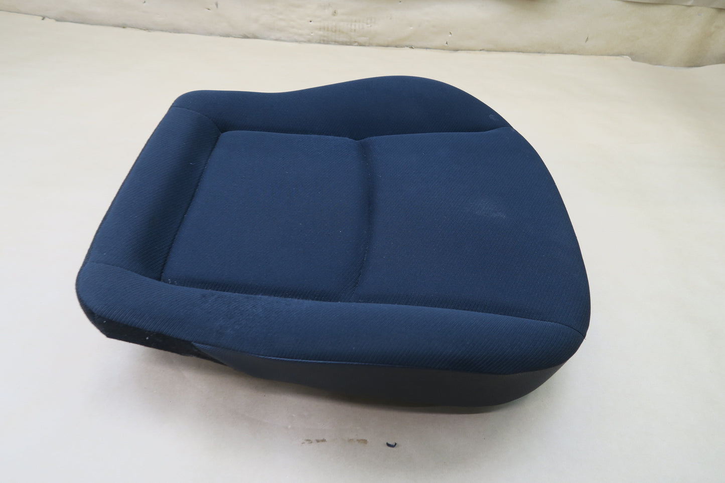 08-15 SMART FORTWO W451 FRONT RIGHT SEAT LOWER CLOTH CUSHION OEM