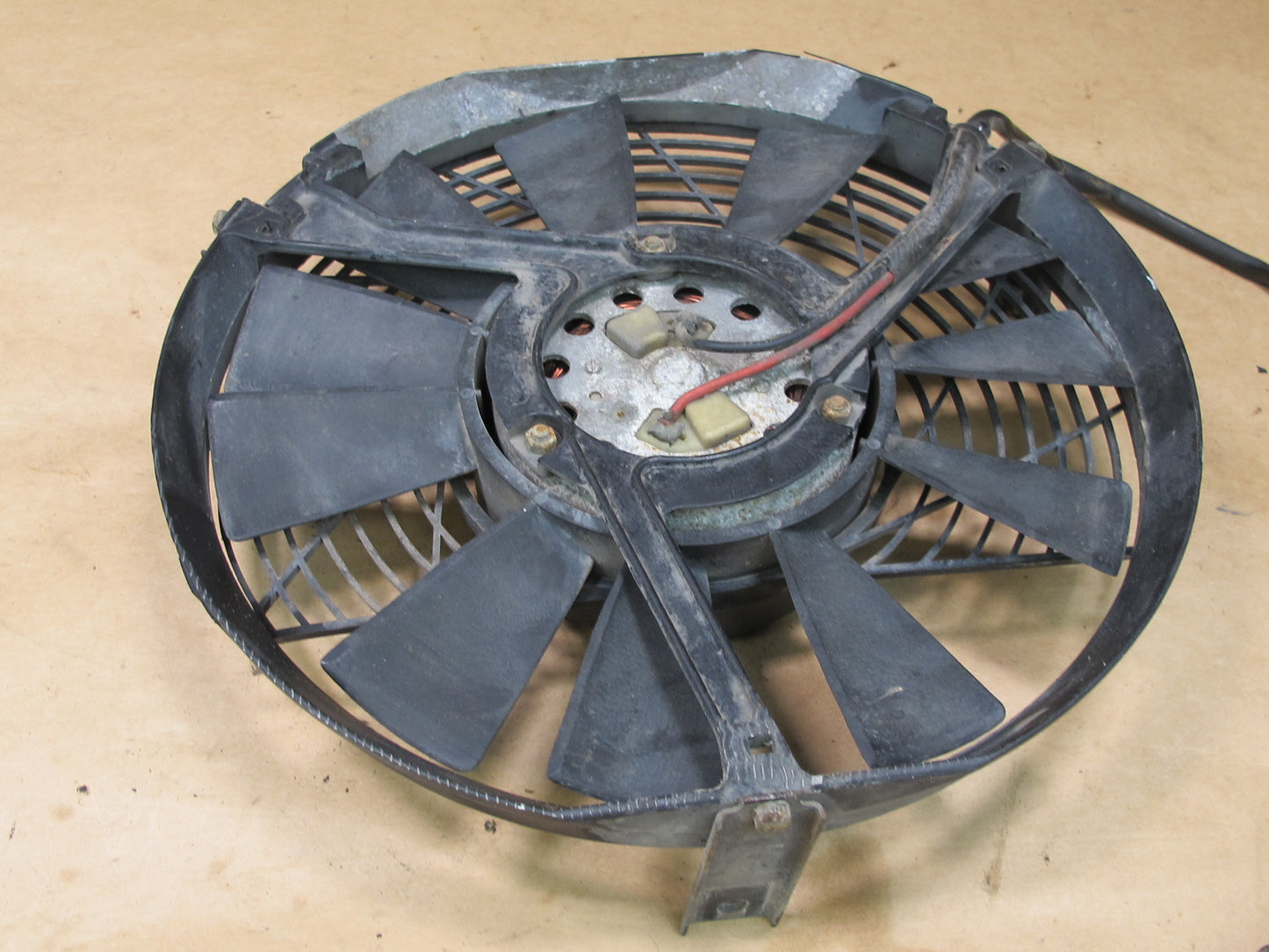 73-85 MERCEDES R107 ENGINE COOLING FAN MOTOR SHROUD OEM