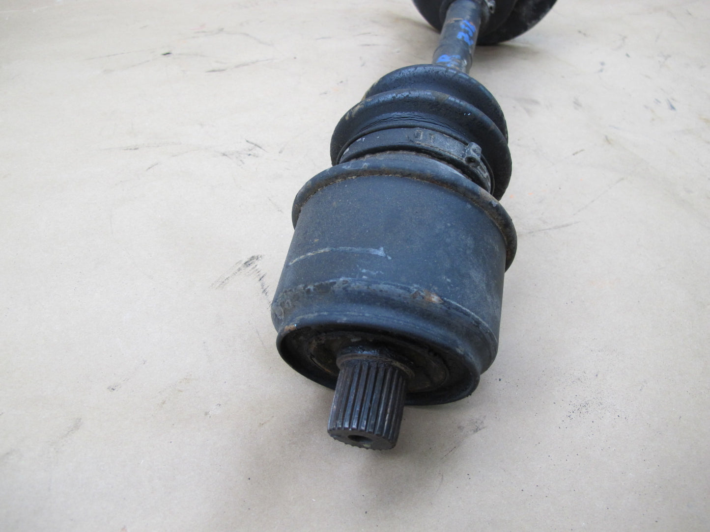 73-85 MERCEDES R107 SL-CLASS REAR RIGHT SUSPENSION AXLE SHAFT OEM