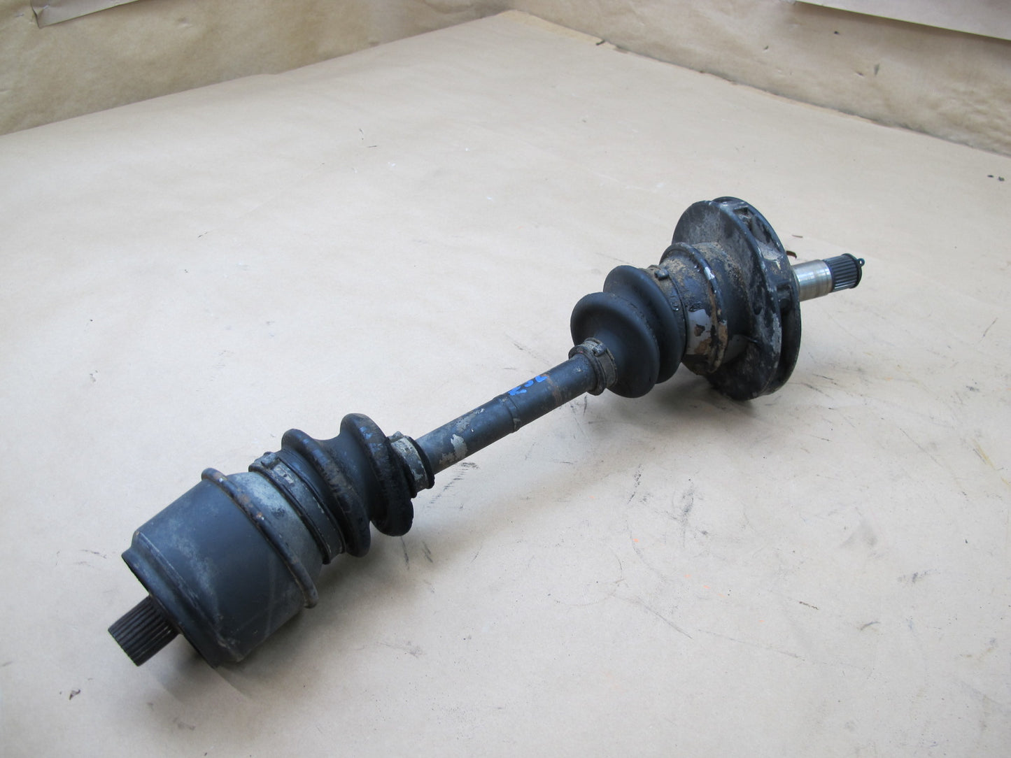 73-85 MERCEDES R107 SL-CLASS REAR RIGHT SUSPENSION AXLE SHAFT OEM