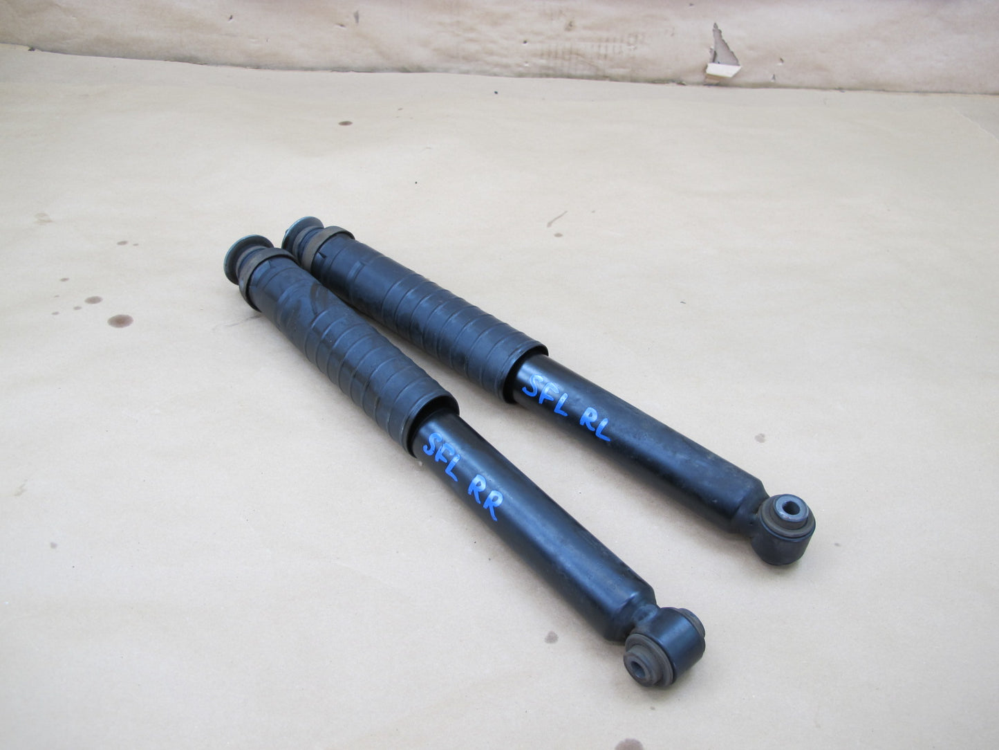 08-15 SMART FORTWO W451 SET OF 2 REAR STRUT SHOCK ABSORBER OEM