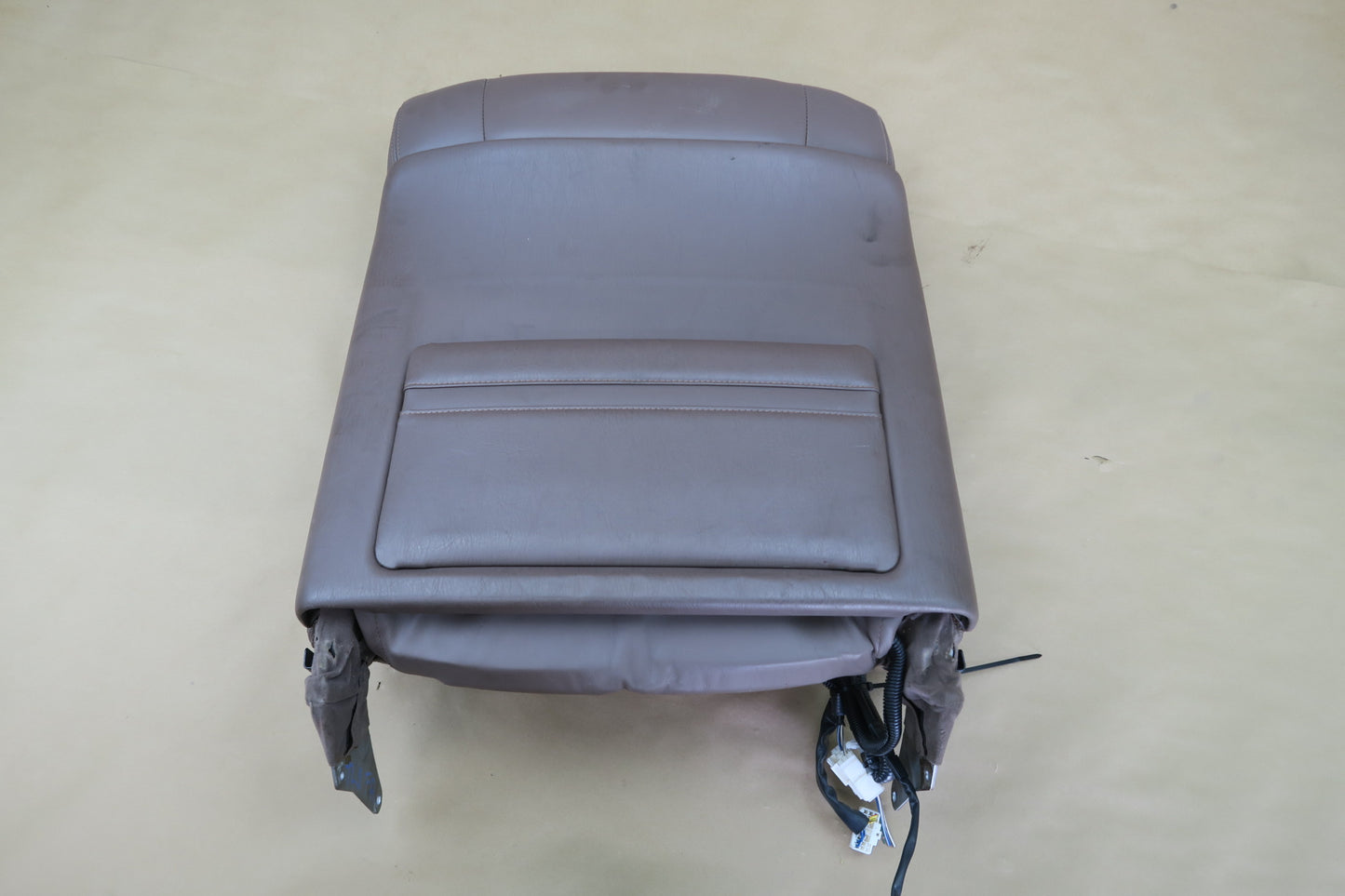 90-92 LEXUS UCF10 LS400 FRONT RIGHT SEAT UPPER BACKREST LEATHER CUSHION OEM