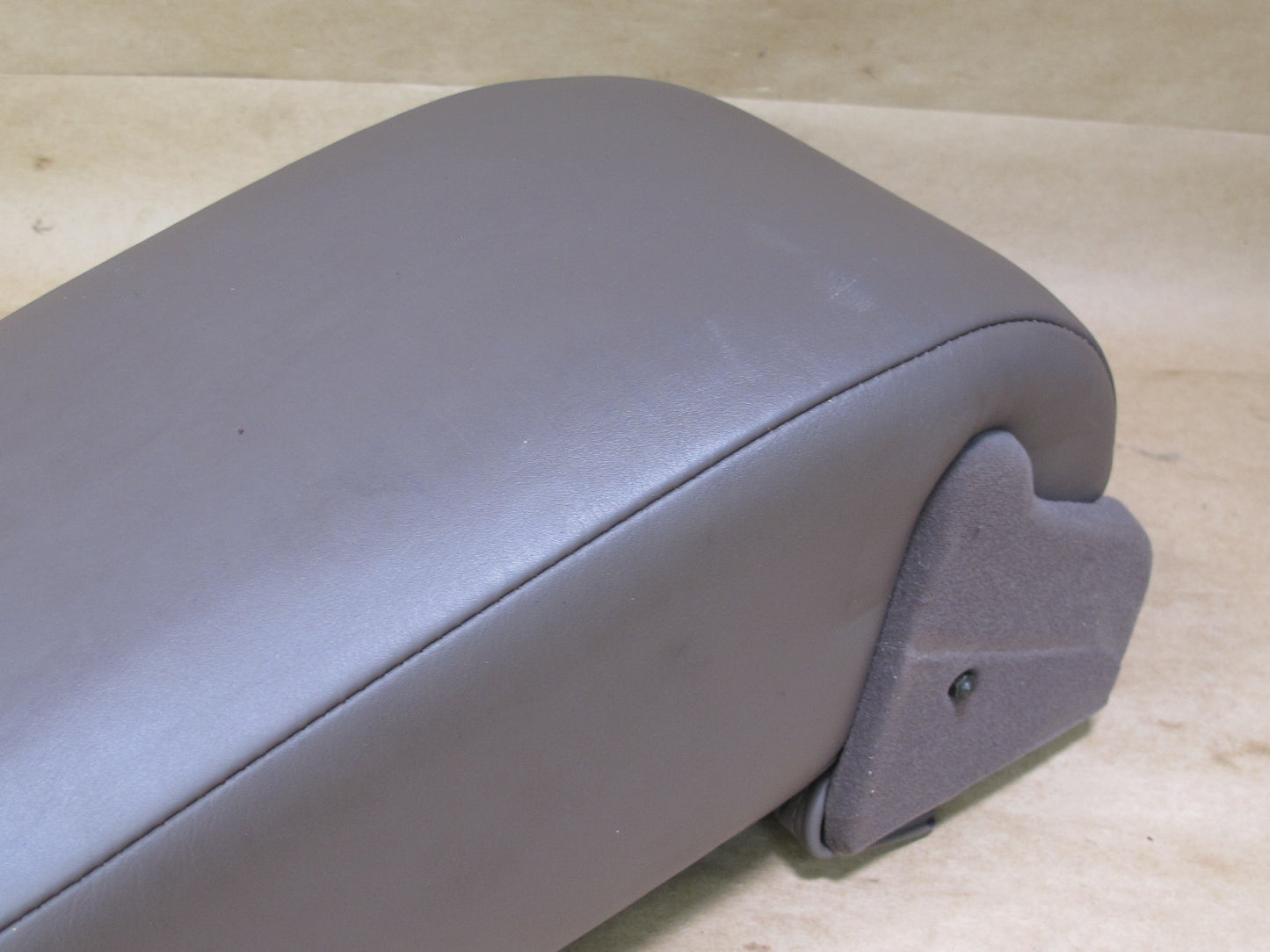 90-94 LEXUS UCF10 LS400 REAR SEAT LEATHER ARMREST OEM