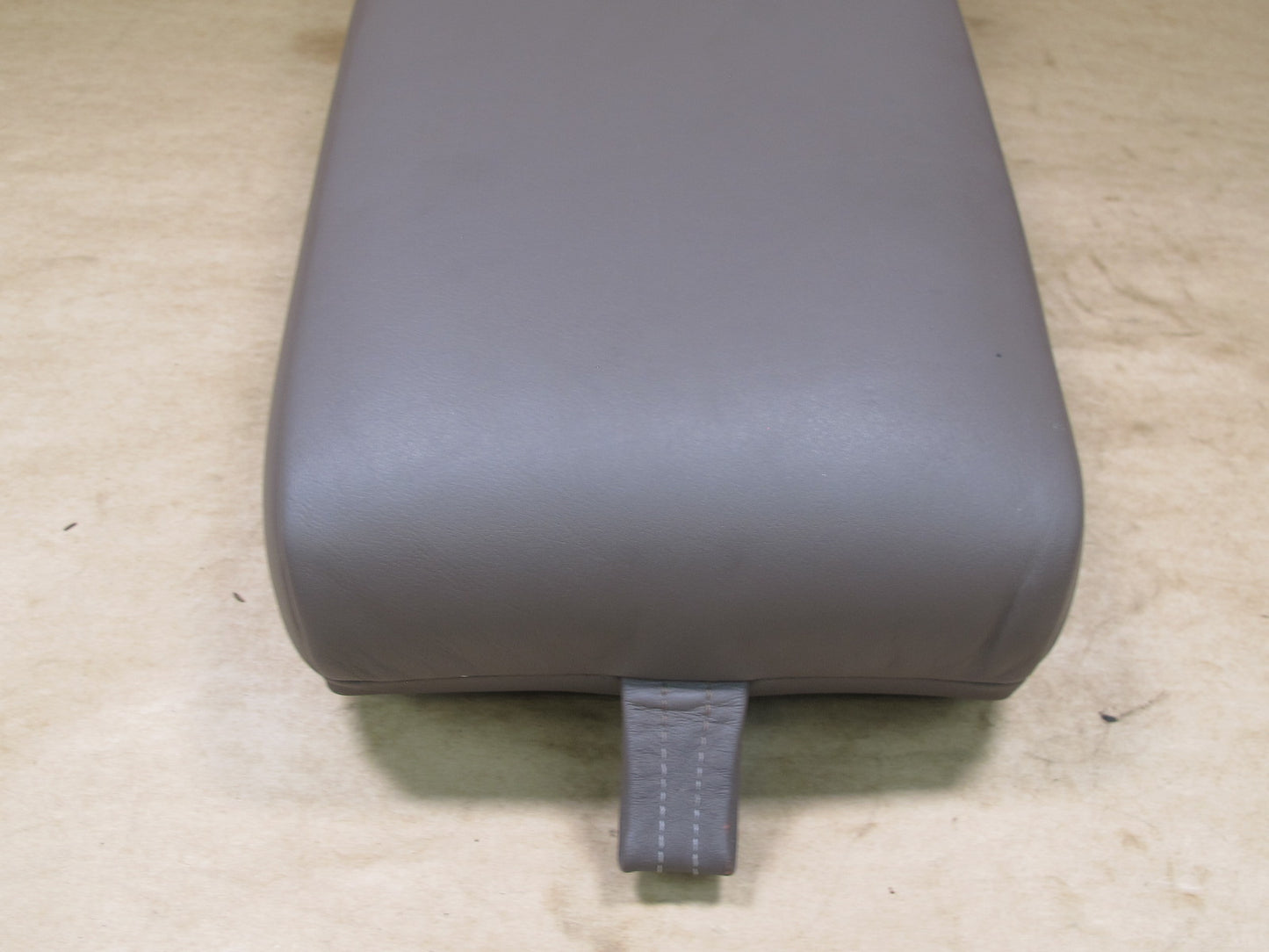 90-94 LEXUS UCF10 LS400 REAR SEAT LEATHER ARMREST OEM