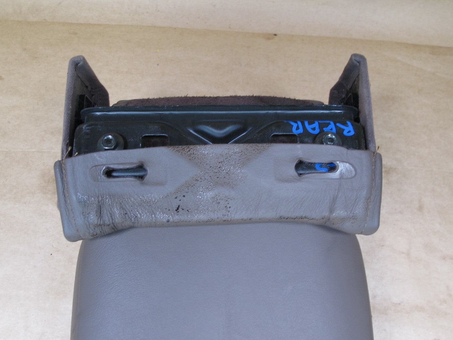 90-94 LEXUS UCF10 LS400 REAR SEAT LEATHER ARMREST OEM