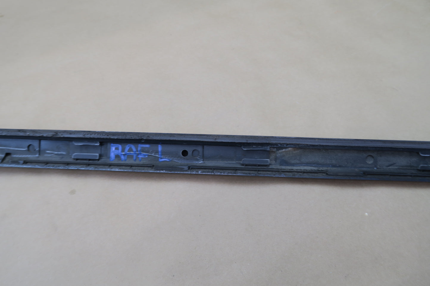 09-16 AUDI B8 A4 S4 LEFT SIDE SKIRT ROCKER TRIM MOLDING 8K0854931A OEM