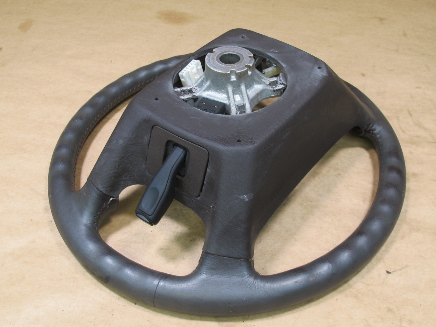 90-94 LEXUS UCF10 LS400 LEATHER STEERING W CRUISE SWITCH OEM