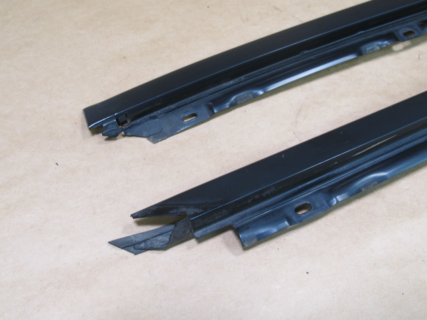 90-94 LEXUS UCF10 LS400 SET OF 2 FRONT WINDSHIELD TRIM MOLDING COVER OEM