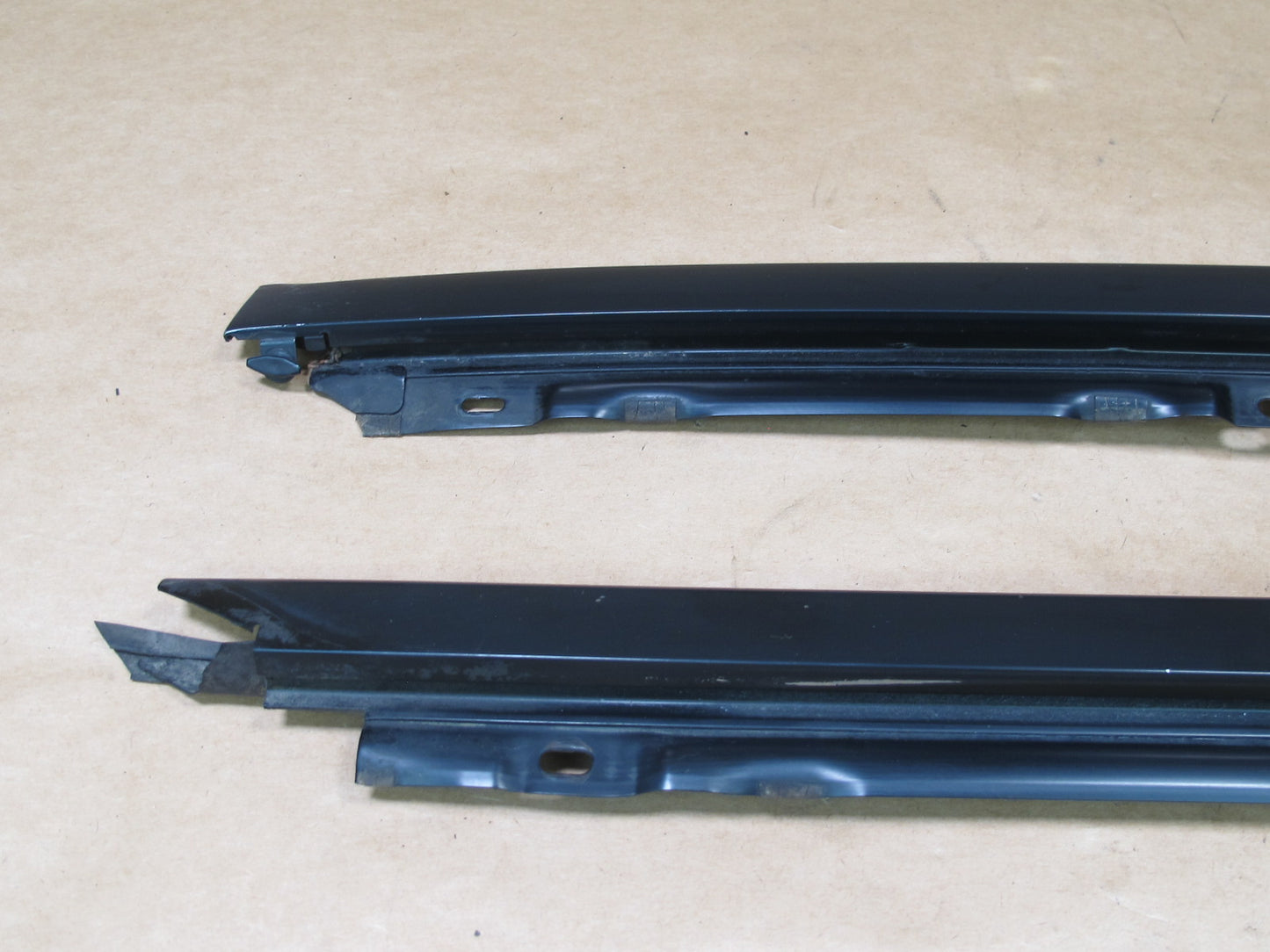 90-94 LEXUS UCF10 LS400 SET OF 2 FRONT WINDSHIELD TRIM MOLDING COVER OEM