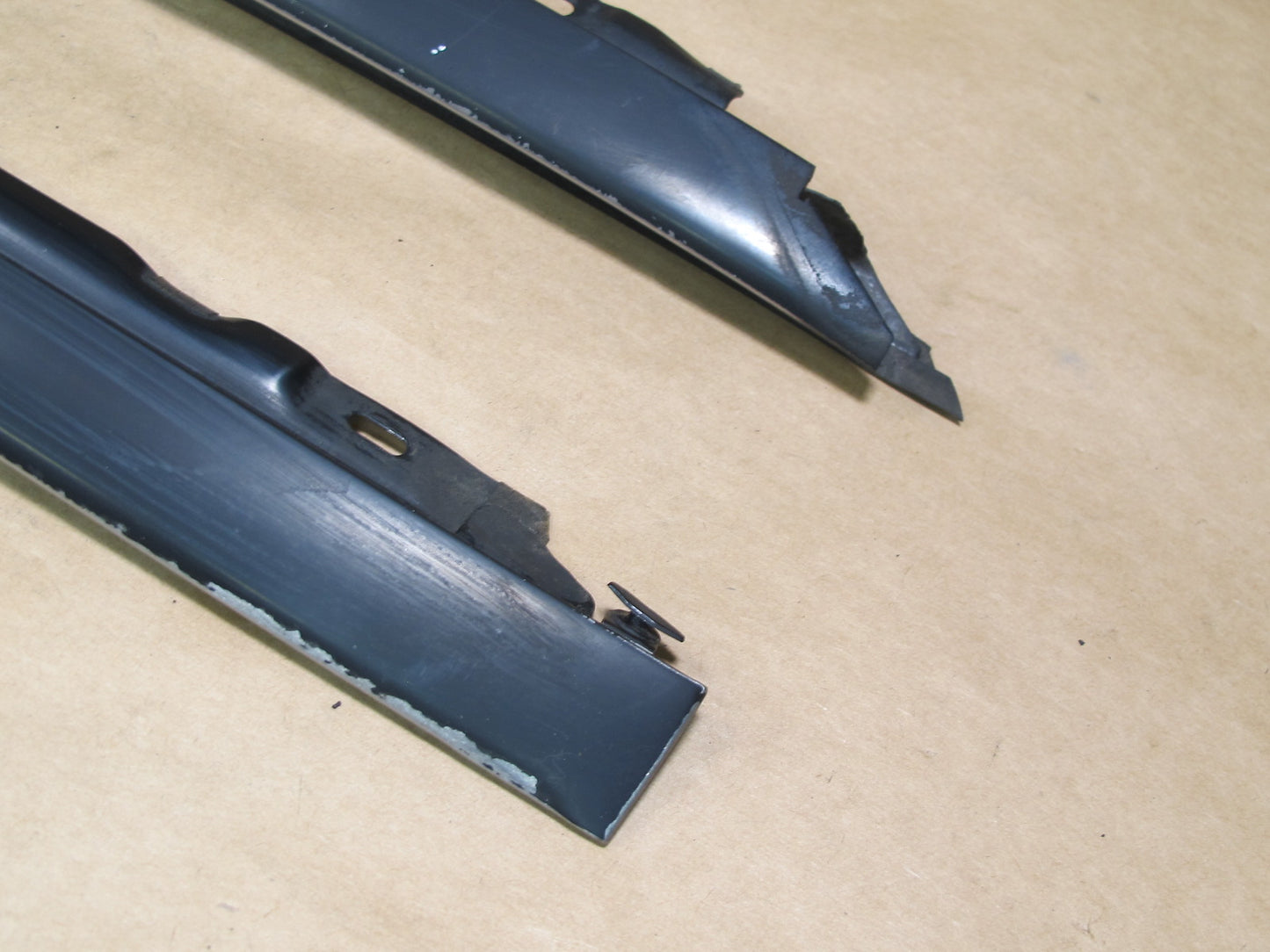 90-94 LEXUS UCF10 LS400 SET OF 2 FRONT WINDSHIELD TRIM MOLDING COVER OEM