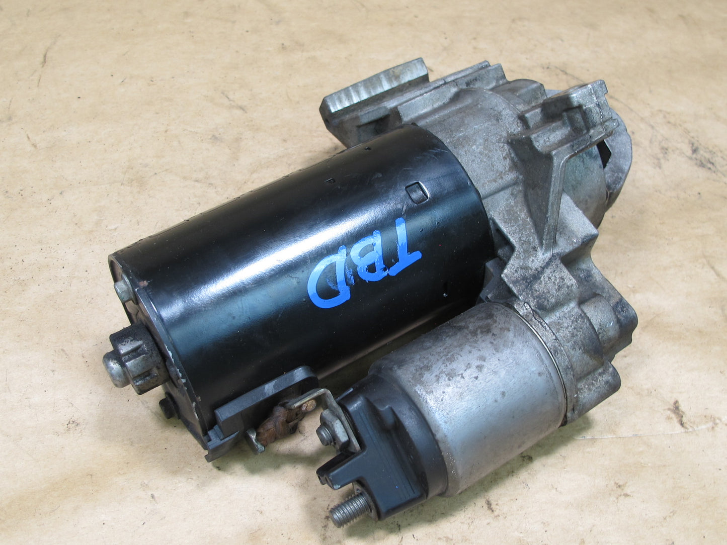 14-18 BMW F30 F31 DIESEL ENGINE STARTER MOTOR 8574102 OEM