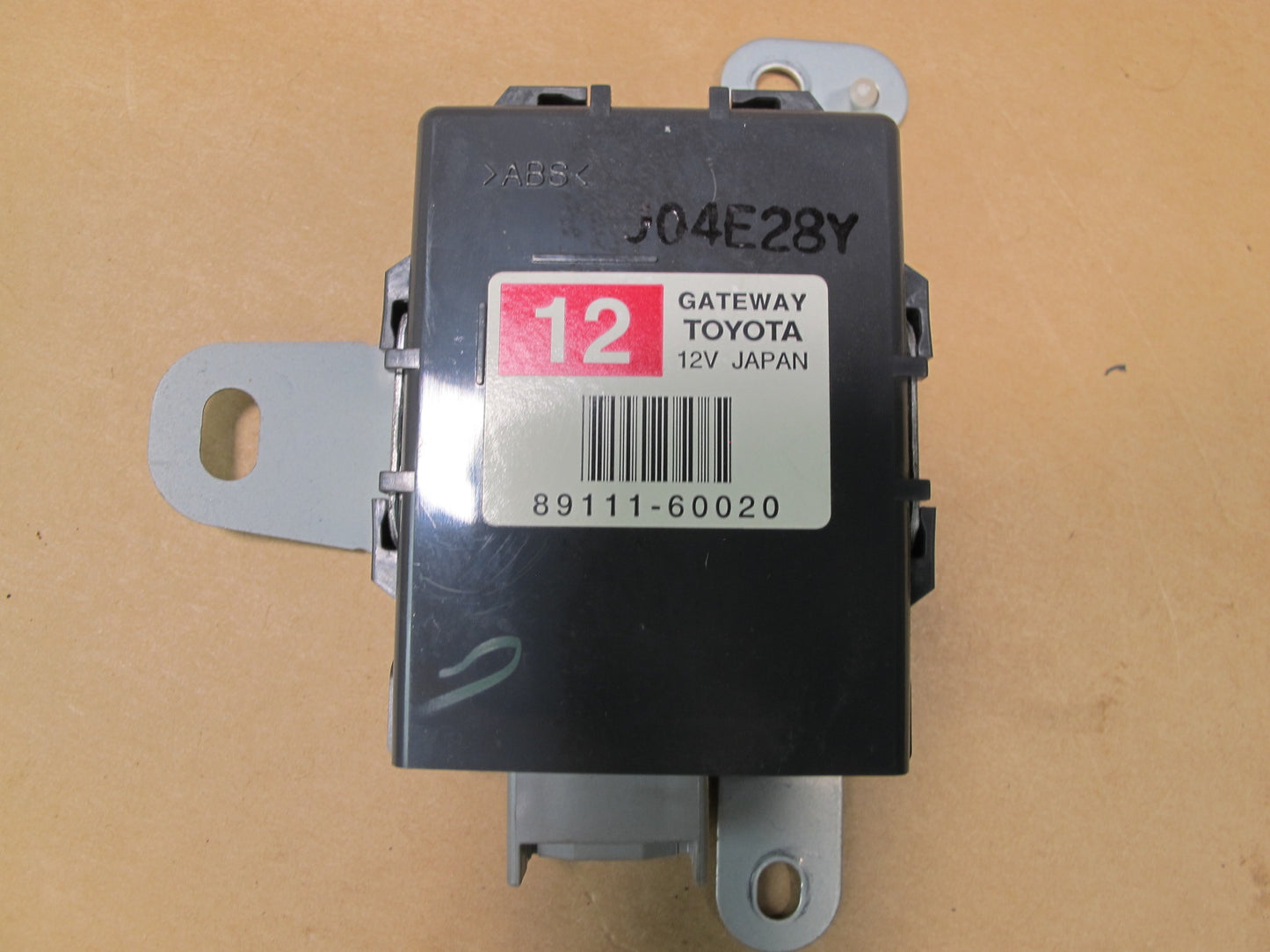 2003-2009 LEXUS UZJ120L GX470 NETWORK GATEWAY CONTROL MODULE 89111-60020