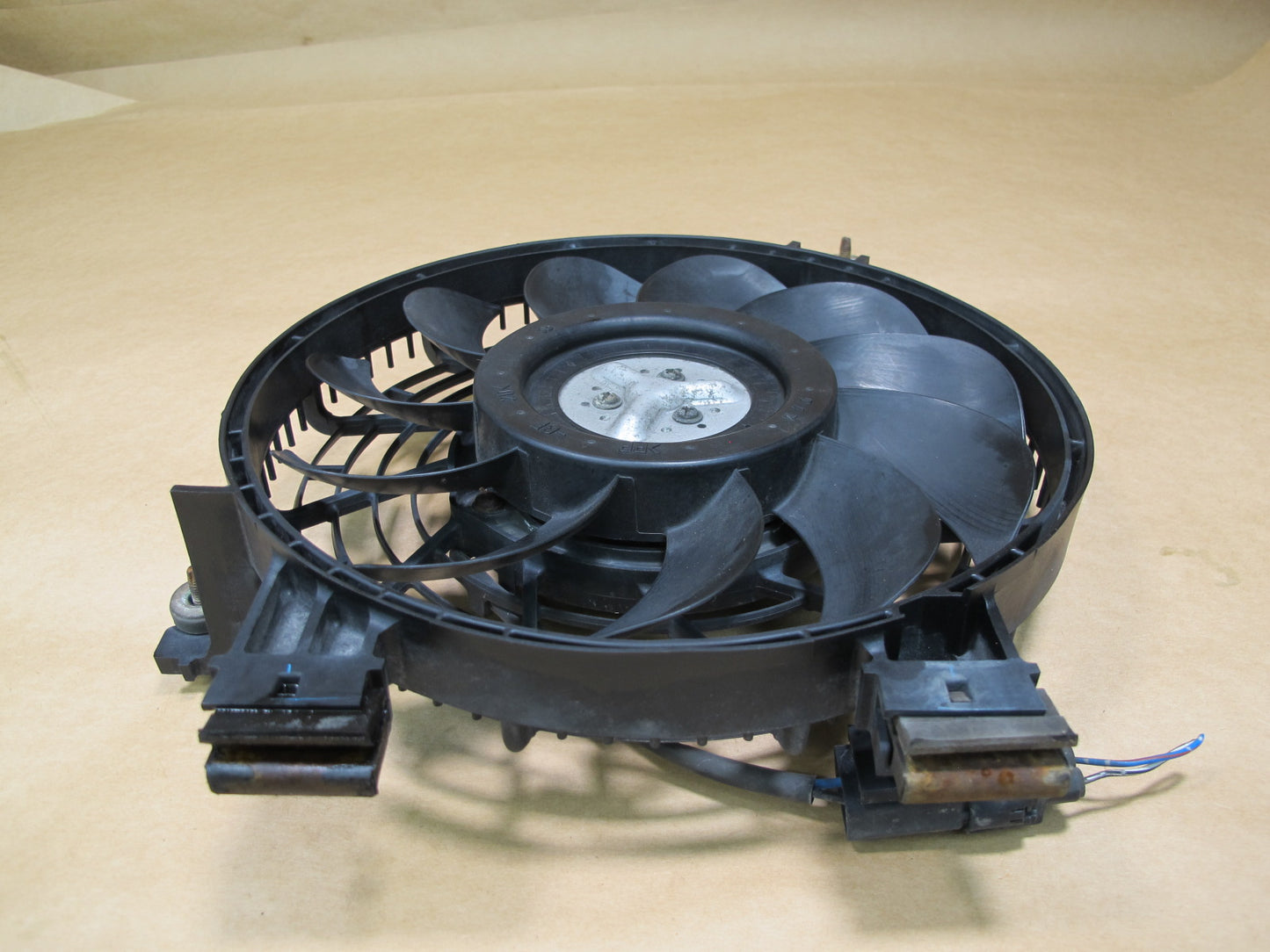 2003-2005 LEXUS UZJ120L GX470 ENGINE RADIATOR COOLING FAN MOTOR