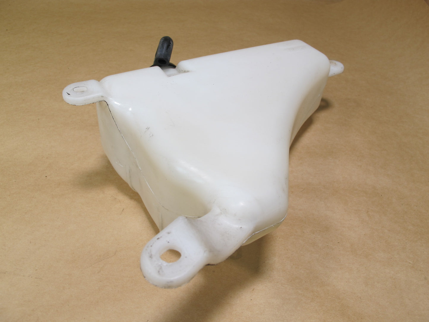 2003-2009 LEXUS UZJ120L GX470 ENGINE COOLANT EPXANSION OVERFLOW RESERVOIR TANK