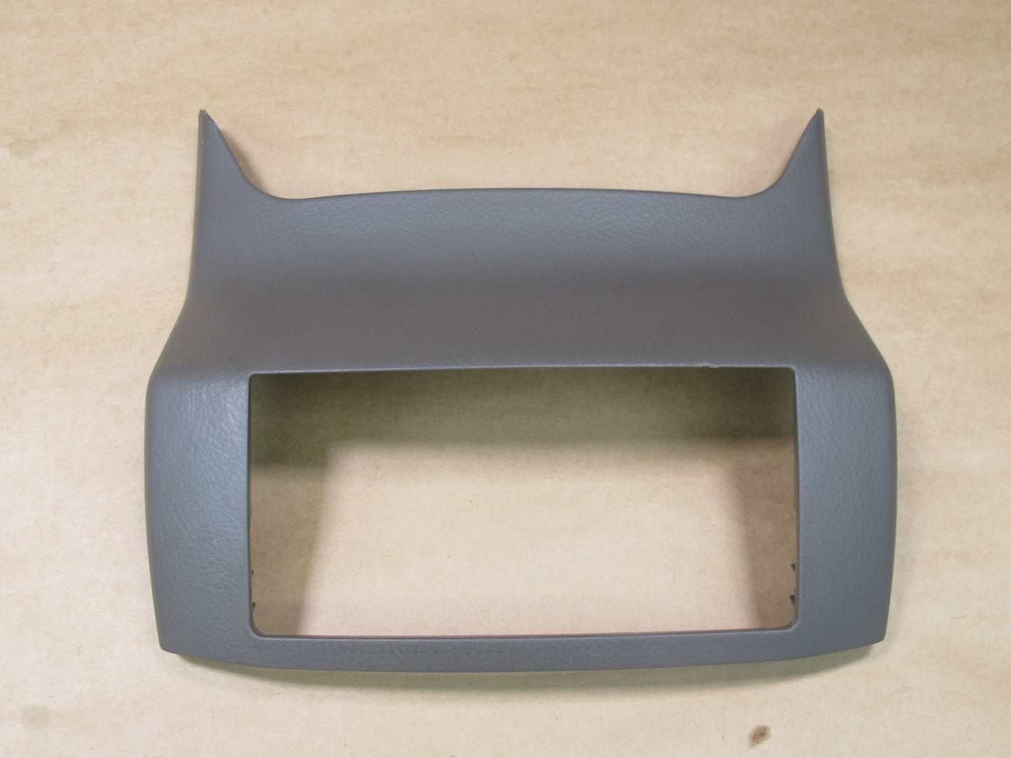 2003-2009 LEXUS UZJ120L GX470 REAR CENTER CONSOLE CLIMATE TRIM BEZEL PANEL