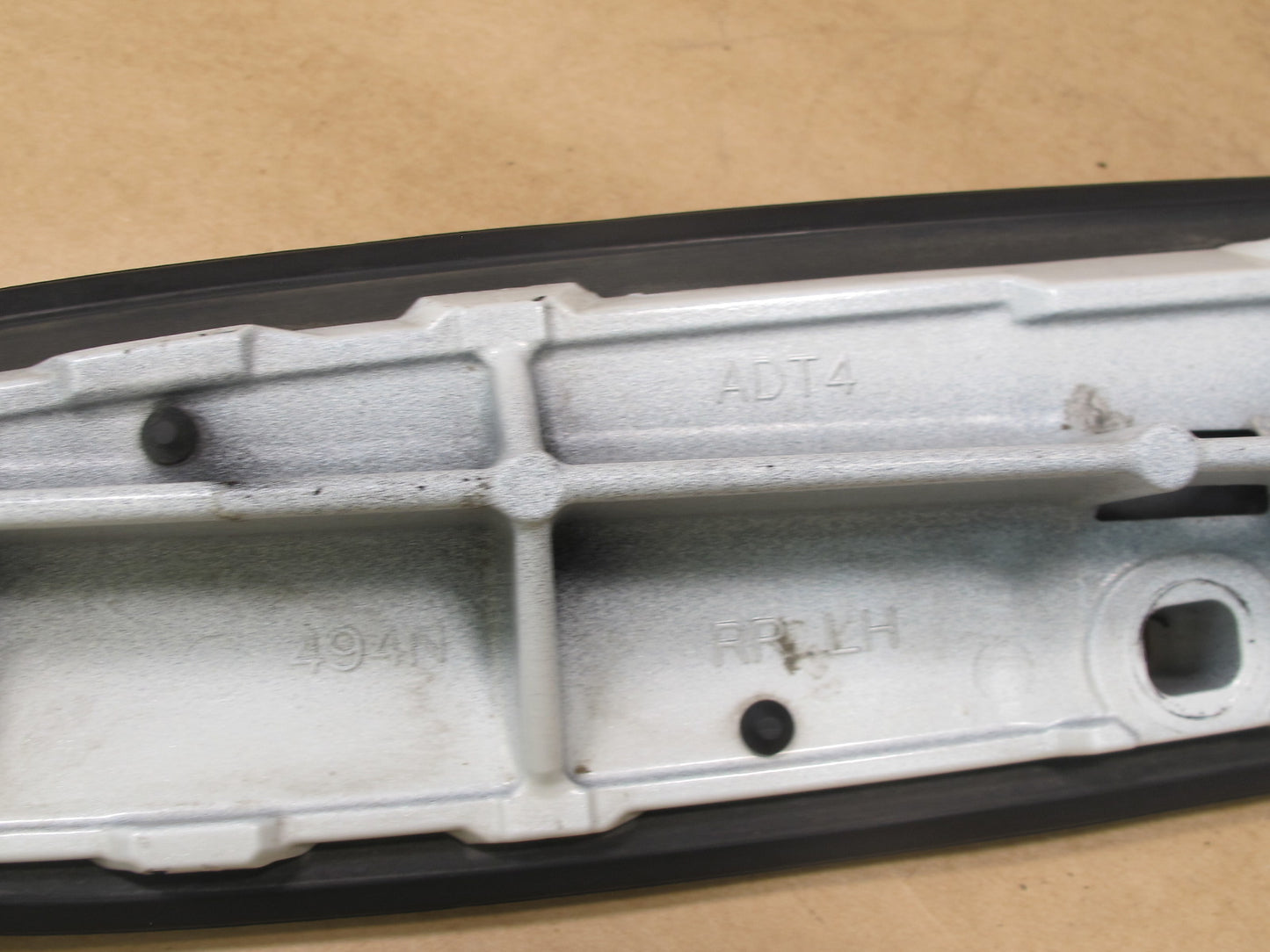 2003-2009 LEXUS UZJ120L GX470 REAR LEFT ROOF RACK RAIL MOUNT CARRER SUPPORT LEG