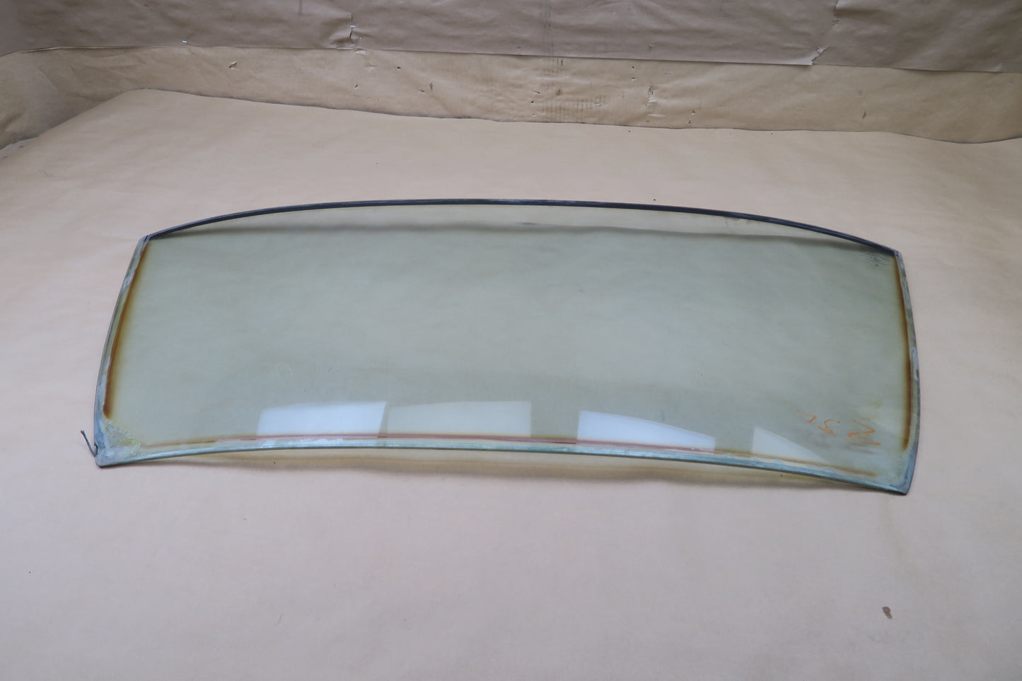 73-85 MERCEDES R107 SL-CLASS HARDTOP REAR WINDSHIELD GLASS WINDOW OEM