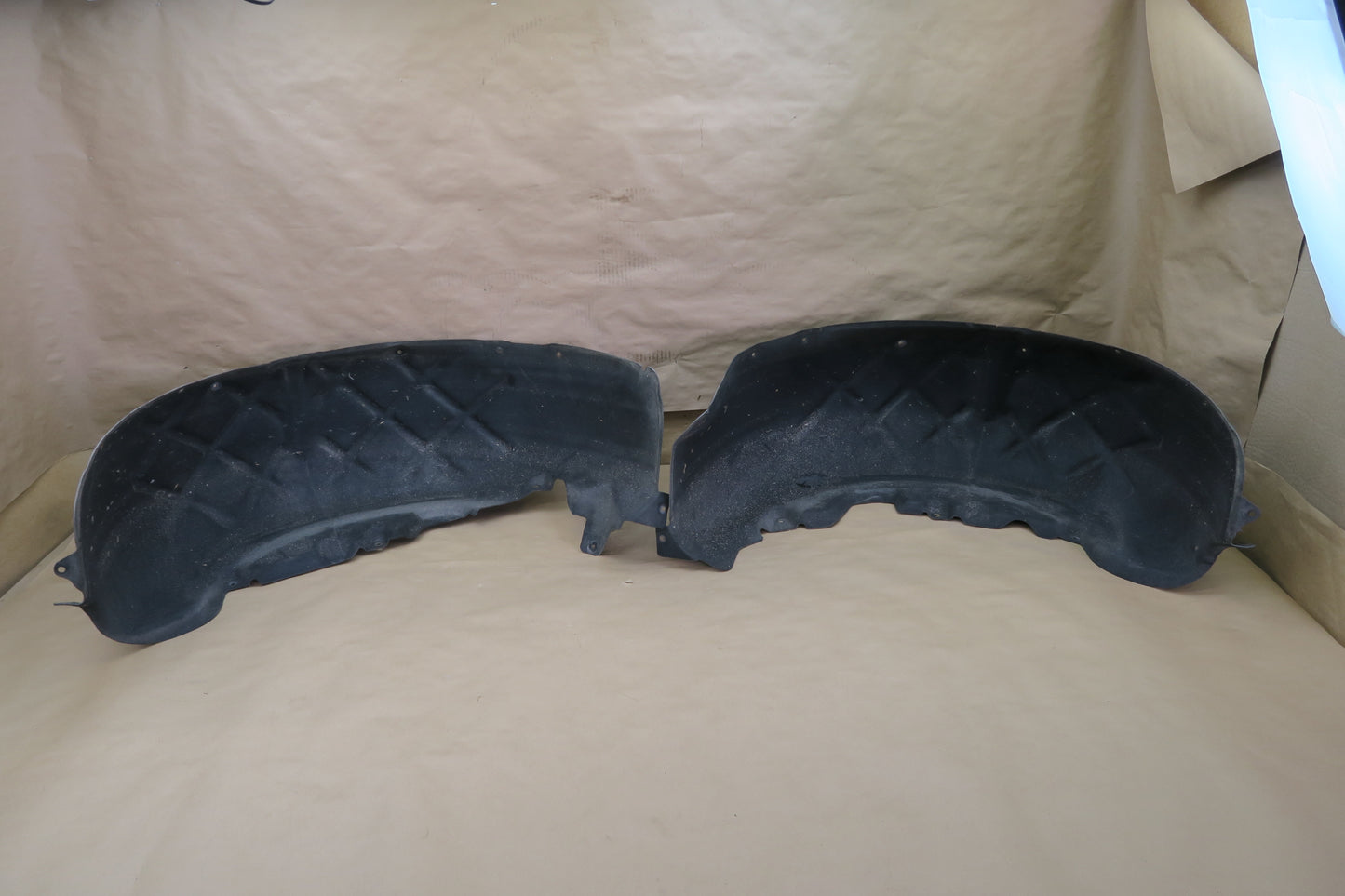 2011-2018 PORSCHE CAYENNE 958 REAR WHEEL ARCH FENDER LINER SPLASH GUARD SET OF 2