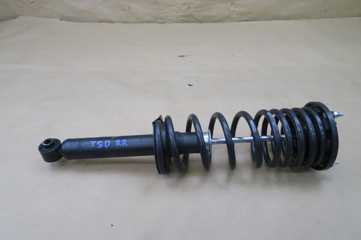 87-88 TOYOTA SUPRA MK3 TURBO SET OF 2 REAR LEFT RIGHT STRUT SHOCK ABSORBER KYB