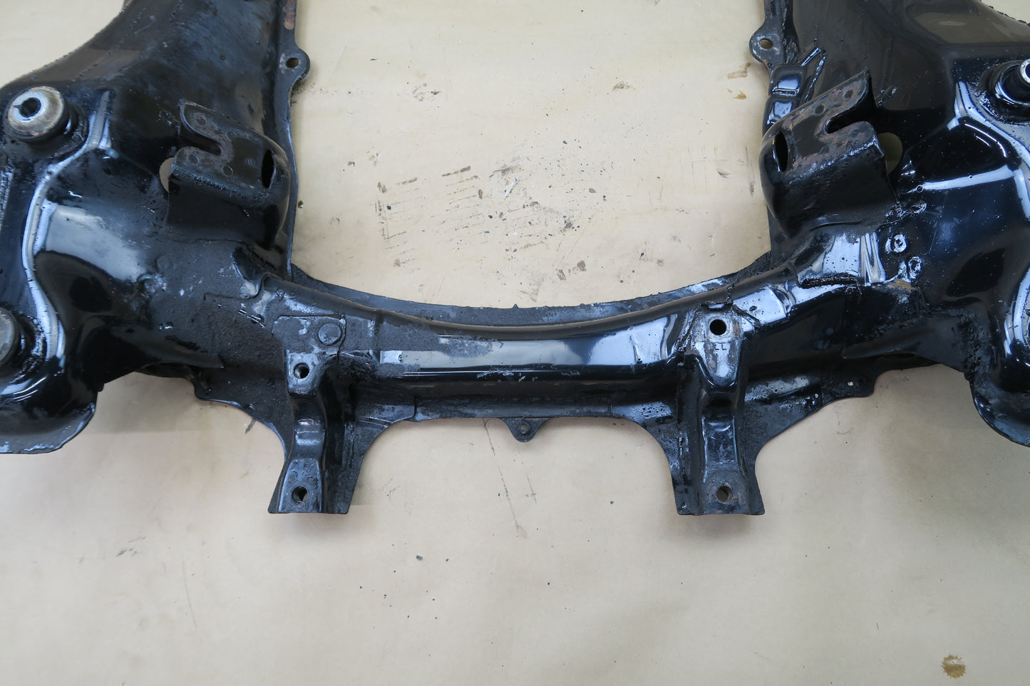 86-89 TOYOTA SUPRA MK3 FRONT ENGINE SUBFRAME CROSSMEMBER CARRIER OEM