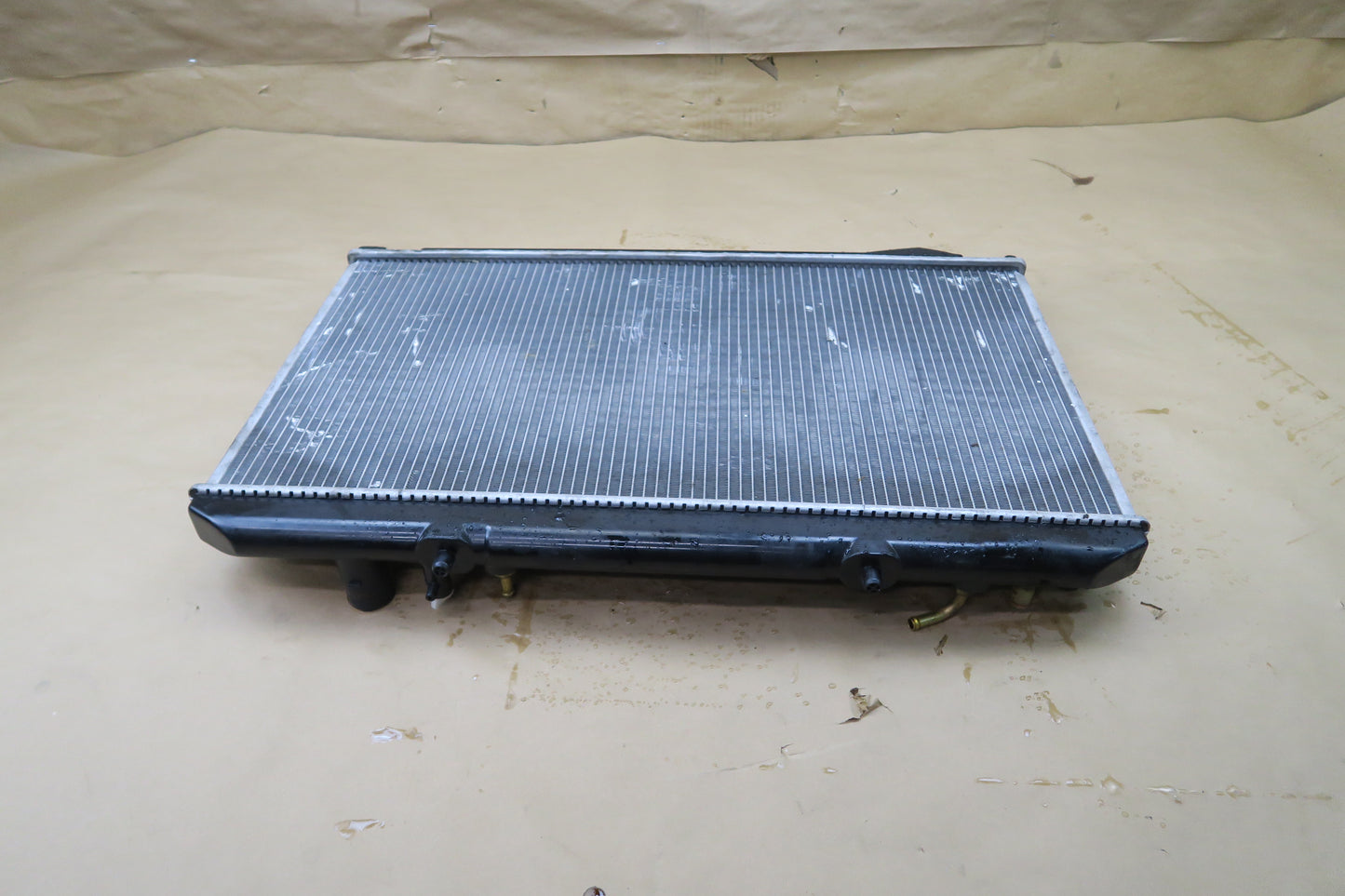 90-94 LEXUS UCF10 LS400 ENGINE COOLING RADIATOR OEM