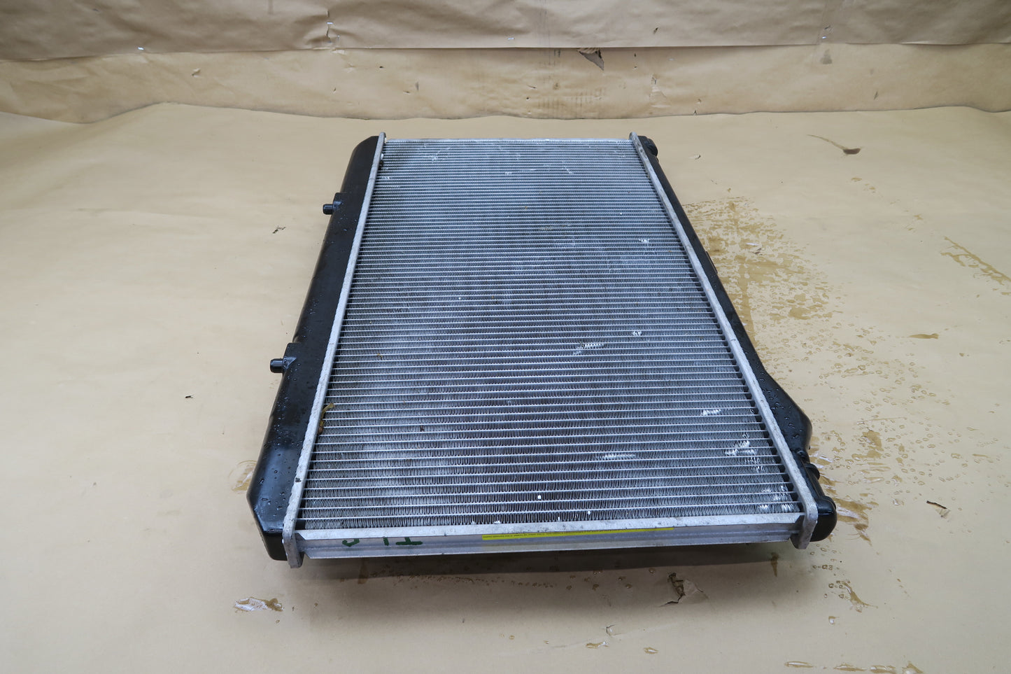 90-94 LEXUS UCF10 LS400 ENGINE COOLING RADIATOR OEM