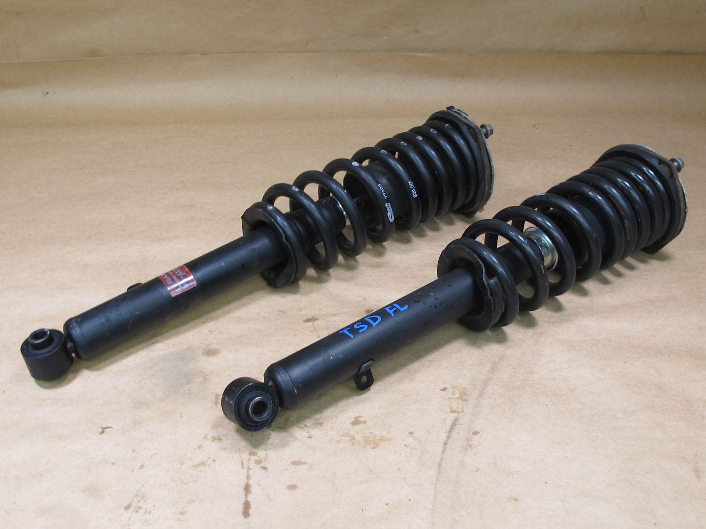 87-88 TOYOTA SUPRA MK3 TURBO FRONT LEFT & RIGHT STRUT SHOCK ABSORBER KYB SET