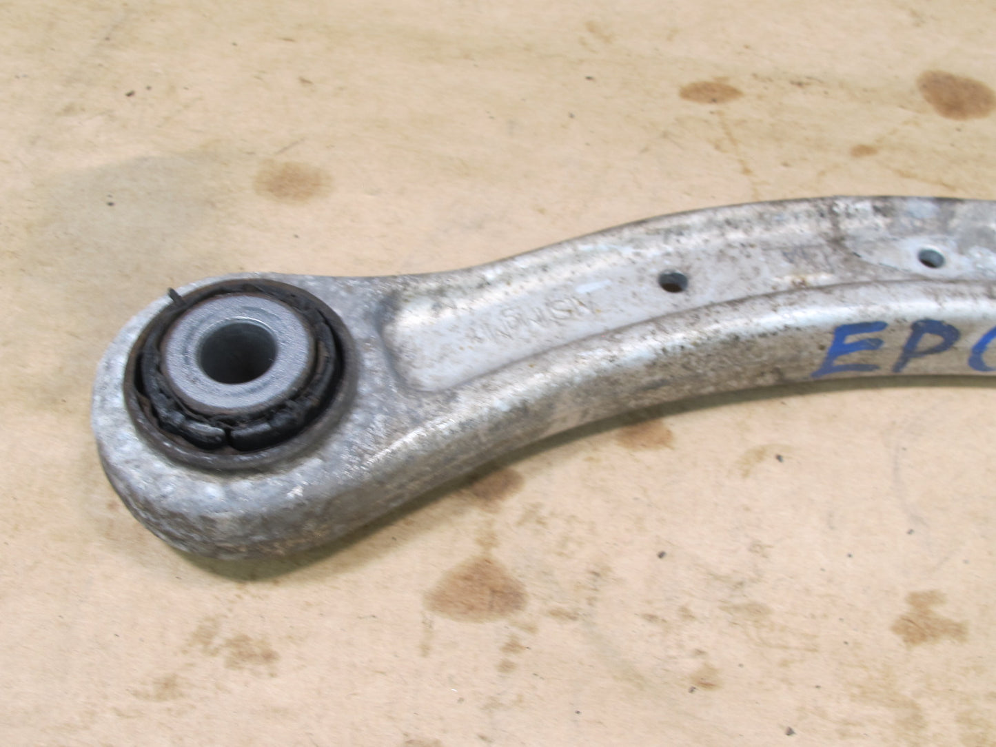 2011-2018 PORSCHE CAYENNE 958 REAR LEFT OR RIGHT UPPER CONTROL ARM 7L0505375A