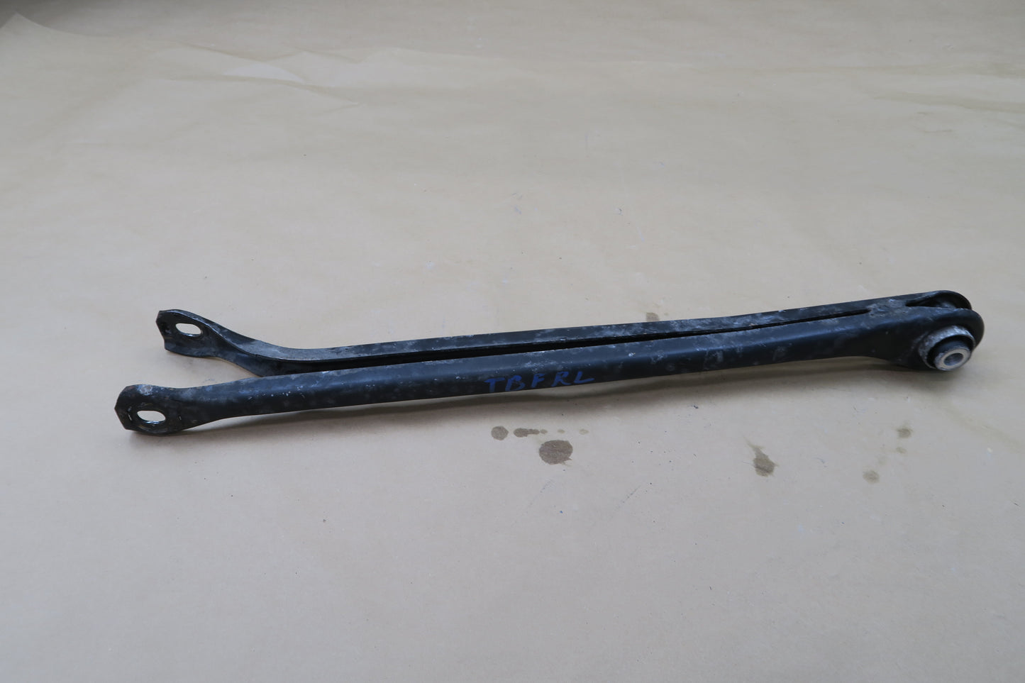 01-06 BMW E46 3-SERIES RWD REAR LEFT & RIGHT LOWER WISHBONE CONTROL ARM OEM