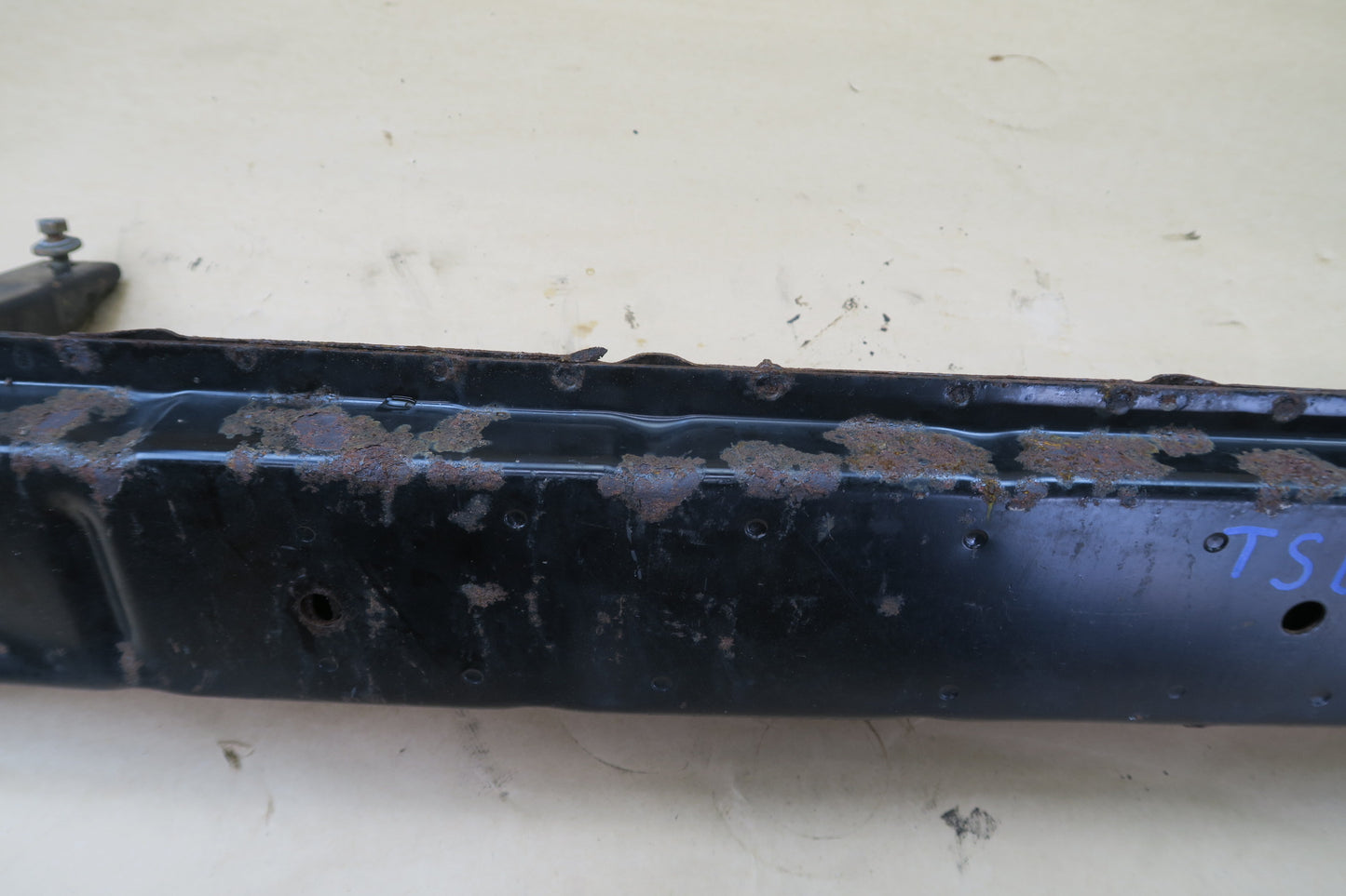 86-92 TOYOTA SUPRA MK3 REAR BUMPER REINFORCEMENT IMPACT BAR OEM