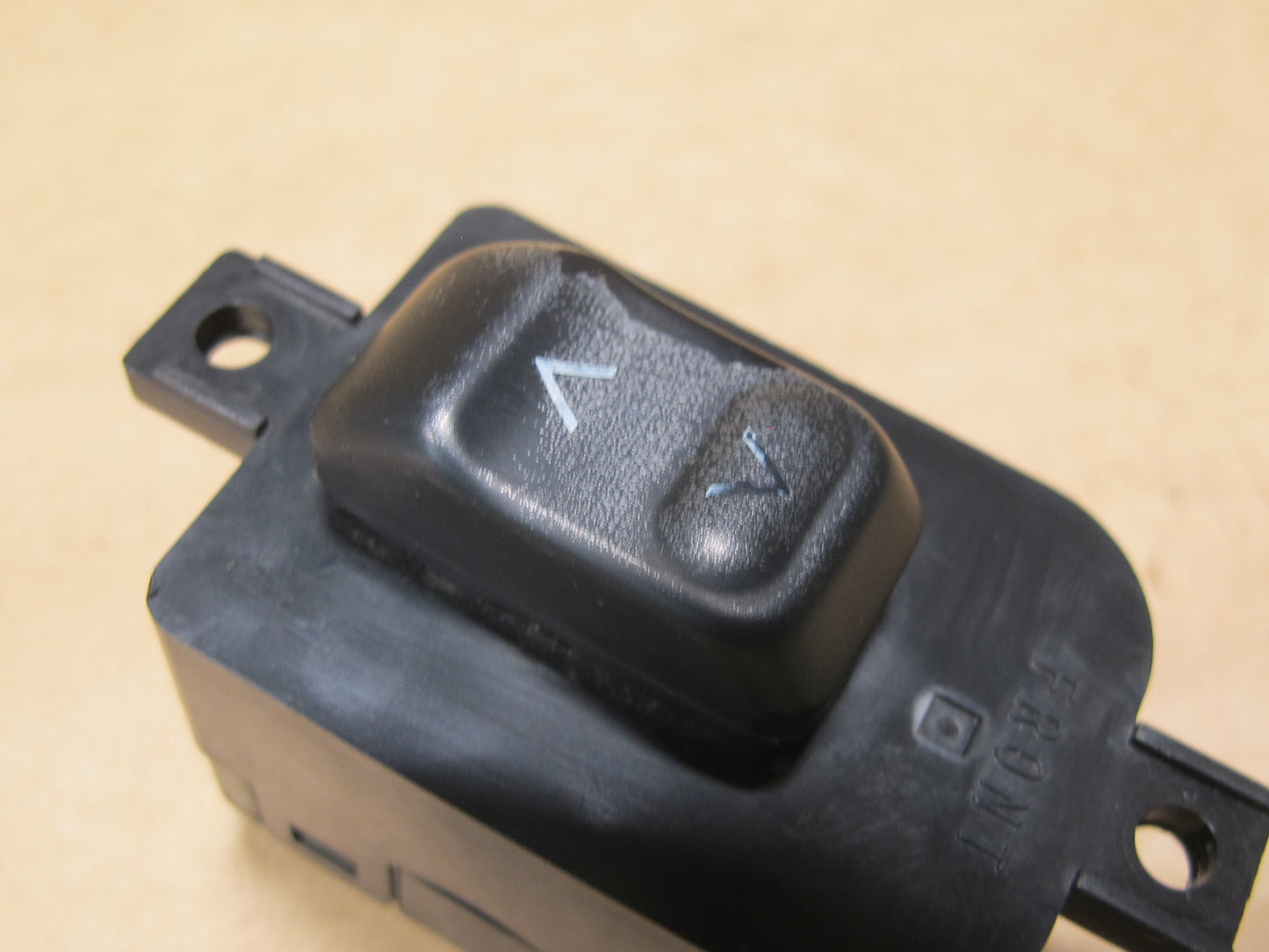 90-96 NISSAN Z32 300ZX RIGHT DOOR POWER WINDOW SWITCH OEM