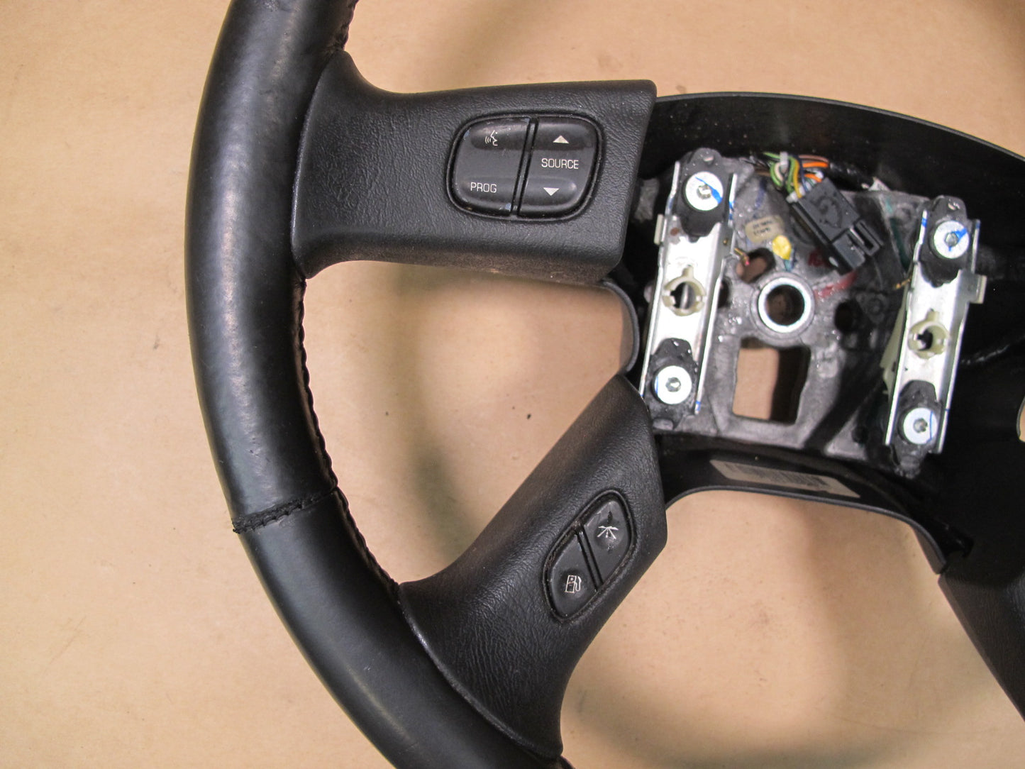 2003-2007 HUMMER H2 MULTI FUNCTION STEERING WHEEL W/ CONTROL SWITCH BLACK