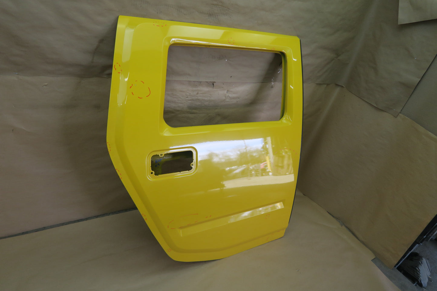 2003-2009 HUMMER H2 REAR RIGHT PASSENGER SIDE EXTERIOR DOOR SHELL PANEL YELLOW